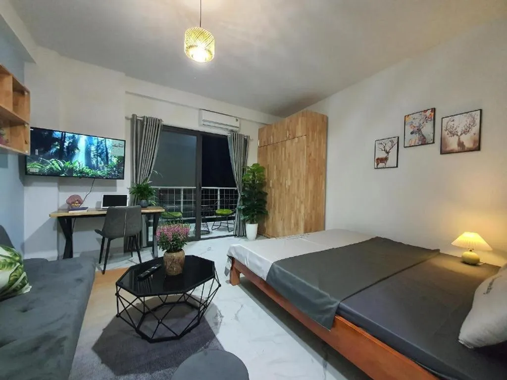 Living room, Bed in The Chilling'N Homestay Ha Noi 89