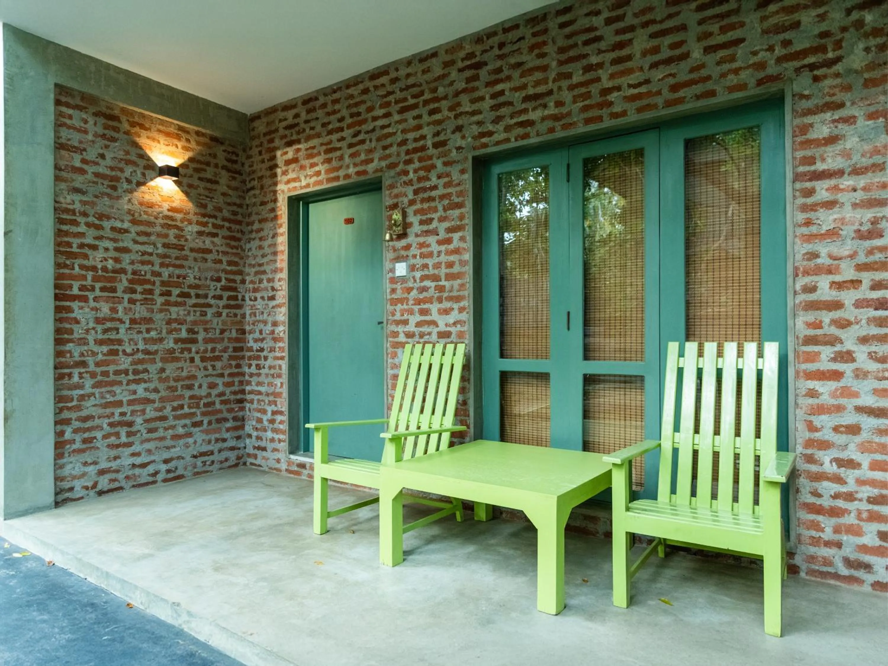Patio in Moi Dambulla by DBI