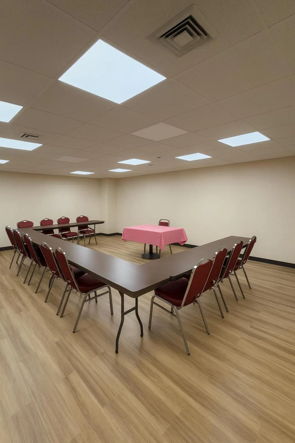 Meeting/conference room in Floral Park Motor Lodge