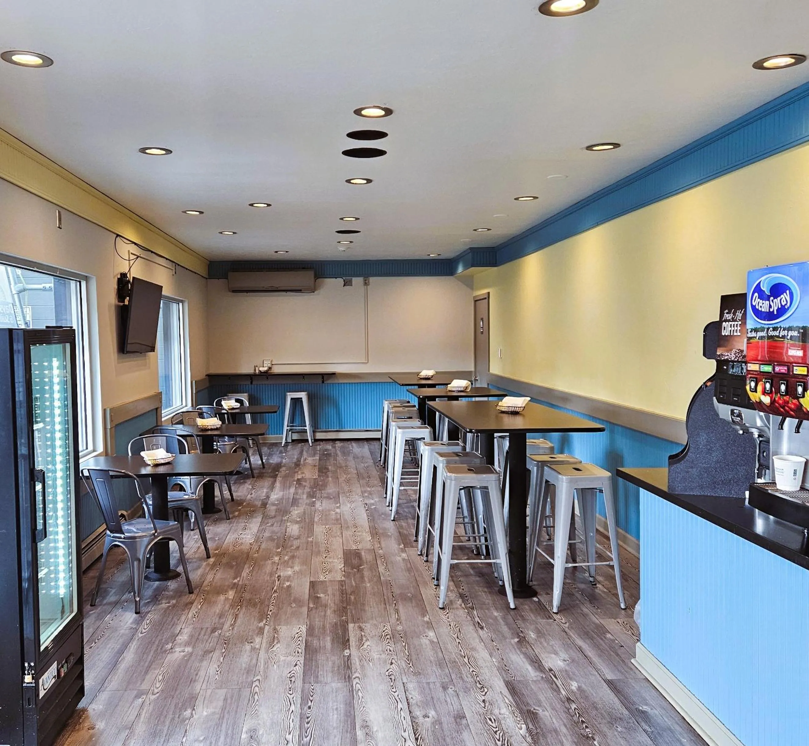 Breakfast in Days Inn and Suites by Wyndham Downtown Missoula-University