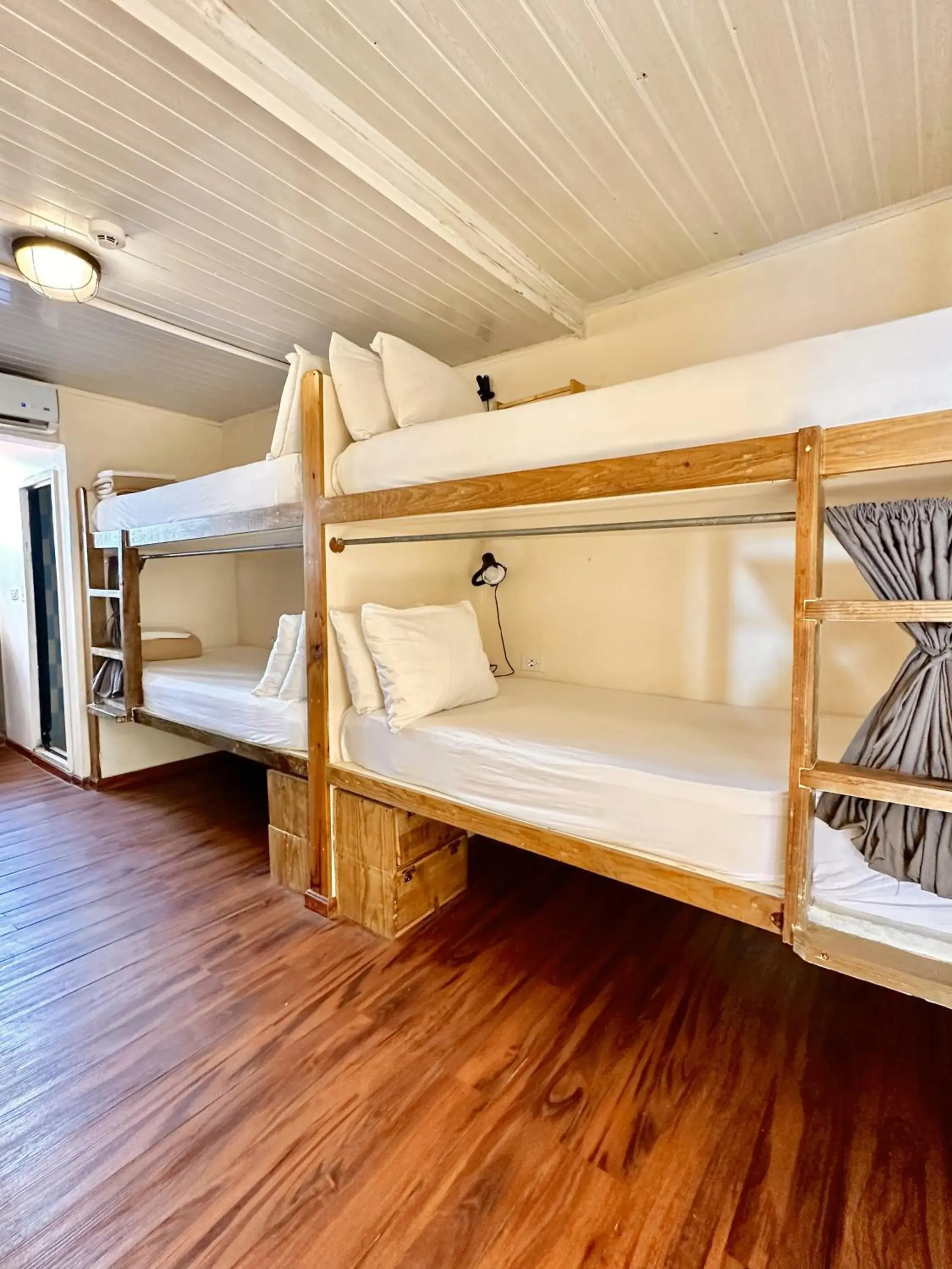 Bed in 6-Bed Female Dormitory Room in Klika Bocas del Toro - Formerly Selina Bed in 6-Bed Female Dormitory Room in Klika Bocas del Toro - Formerly Selina