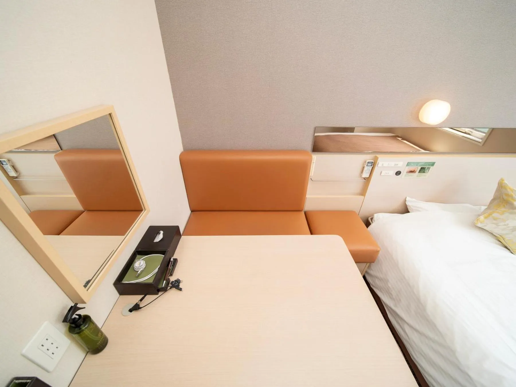 Bed in Super Hotel Premier Akasaka