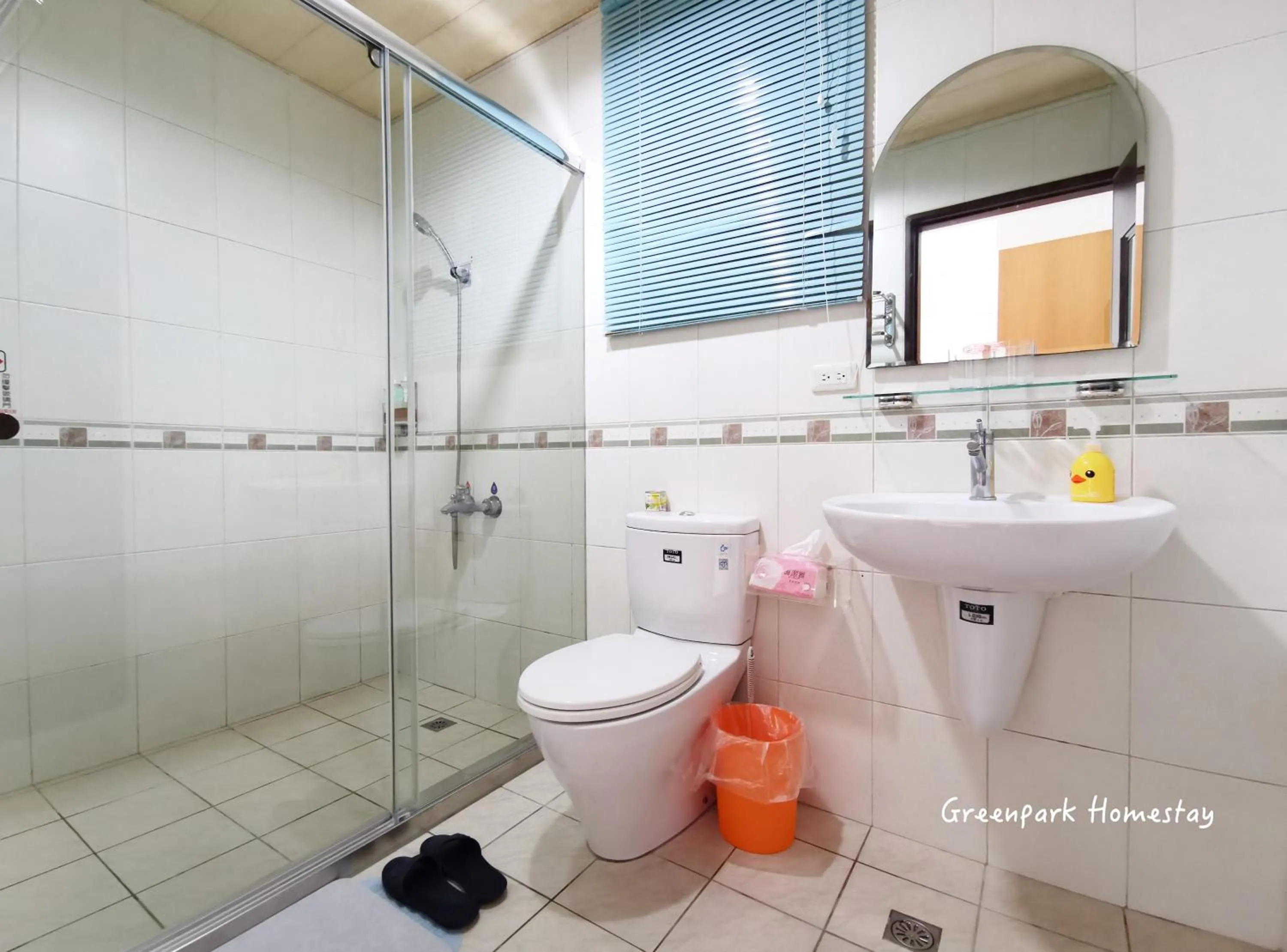 Shower in Green Park Homestay