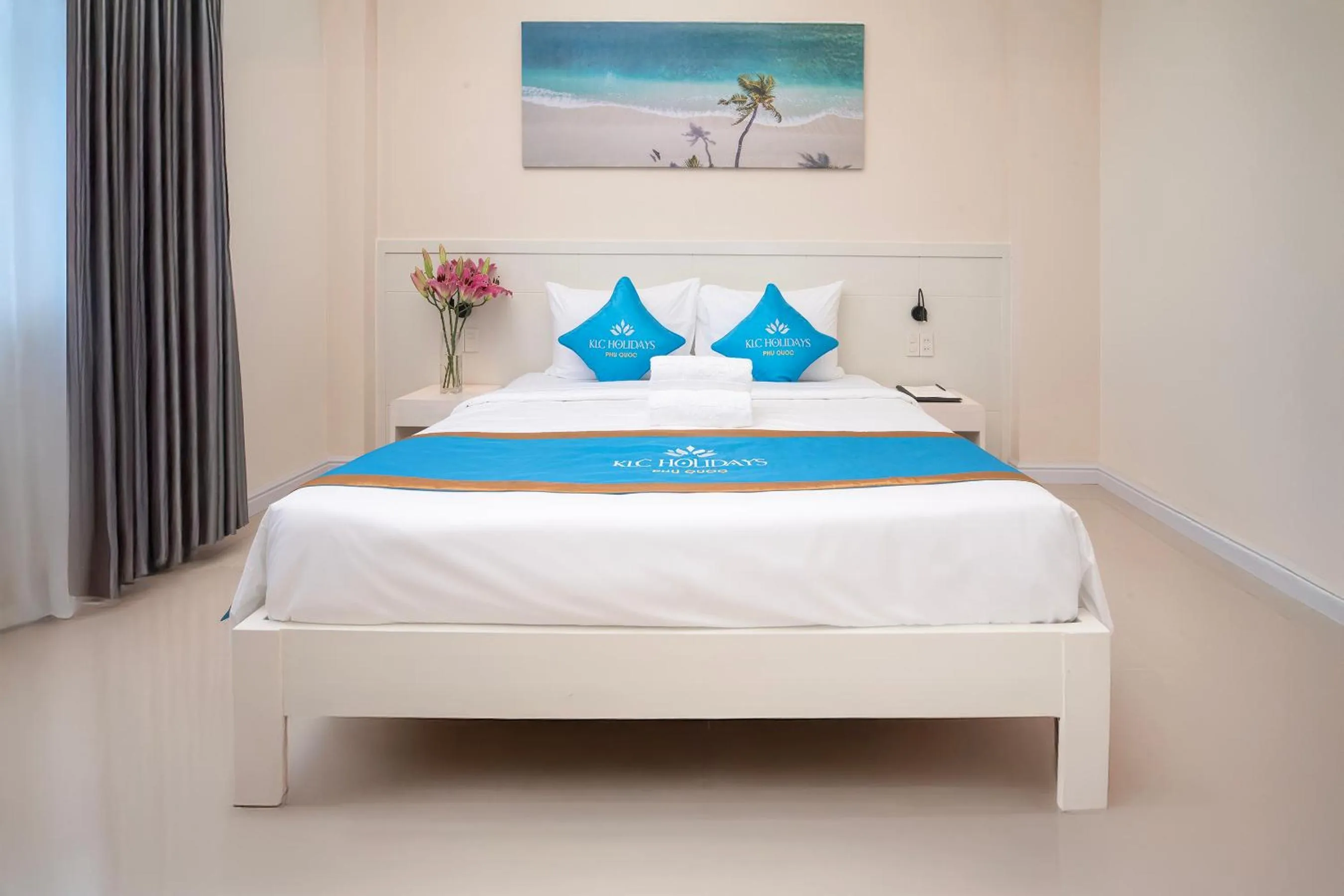 Bed in KLC Holidays Phu Quoc Hotel
