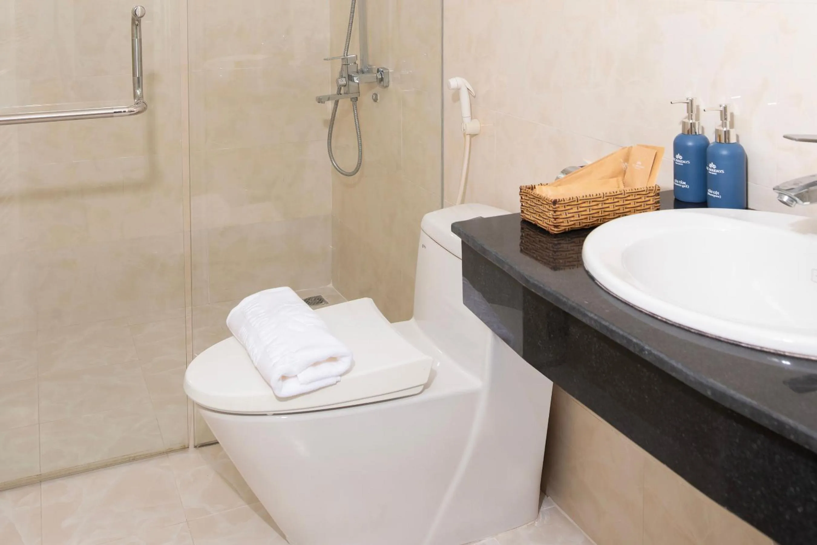 Bathroom in KLC Holidays Phu Quoc Hotel
