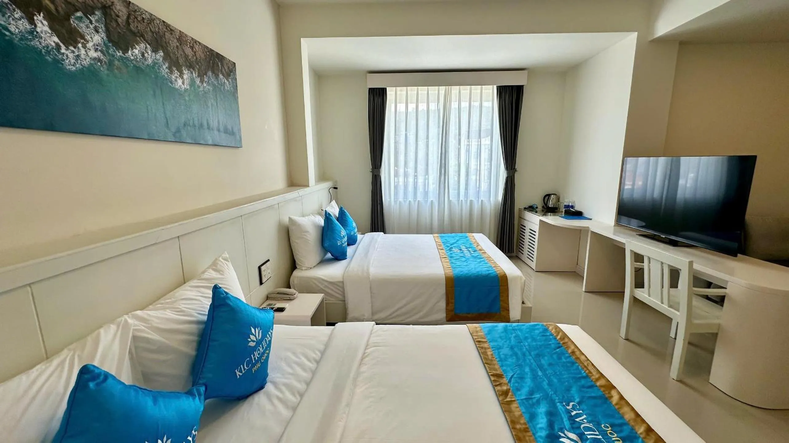 Bedroom, Bed in KLC Holidays Phu Quoc Hotel