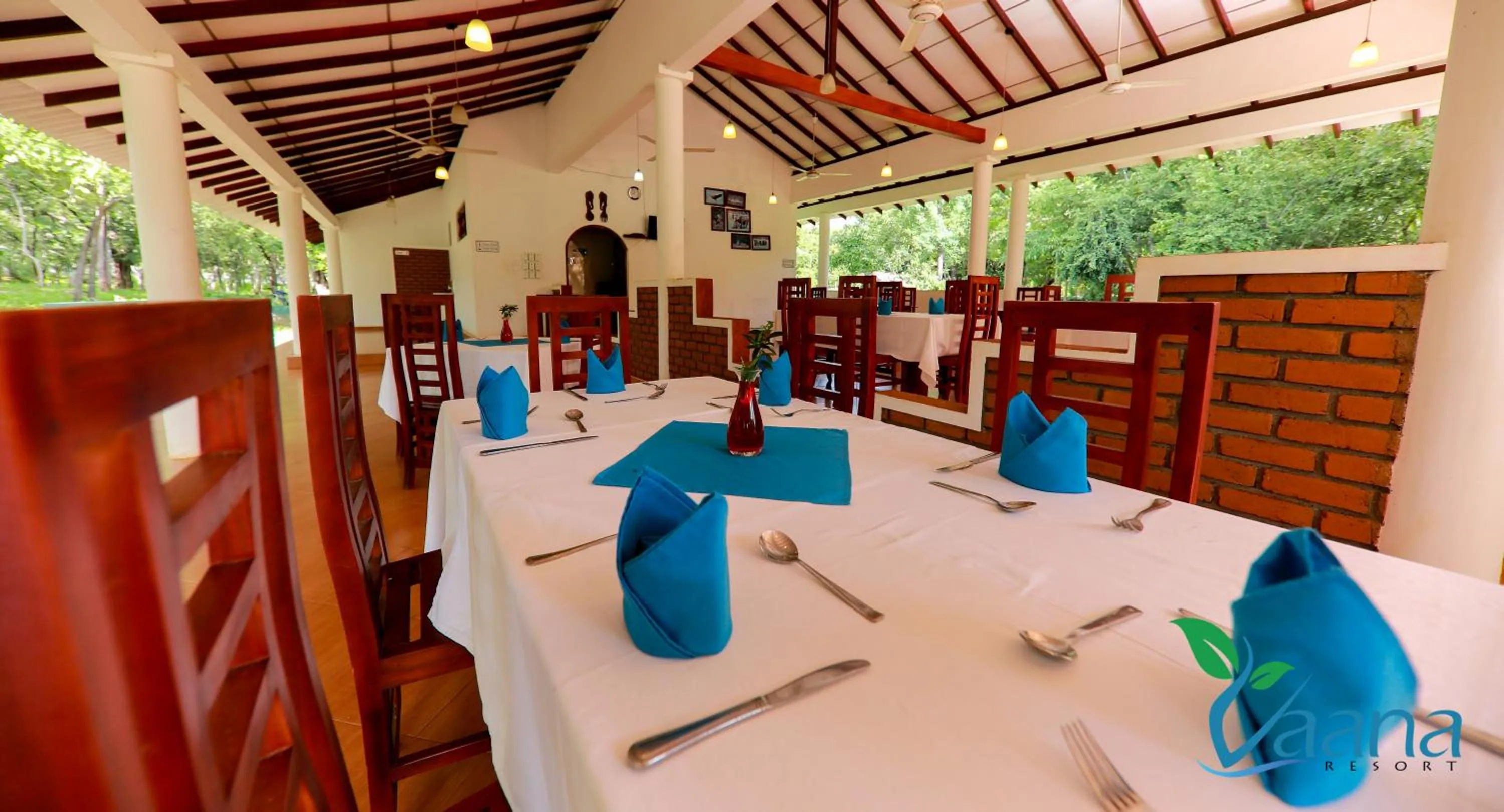 Restaurant/places to eat in Vaana Resort