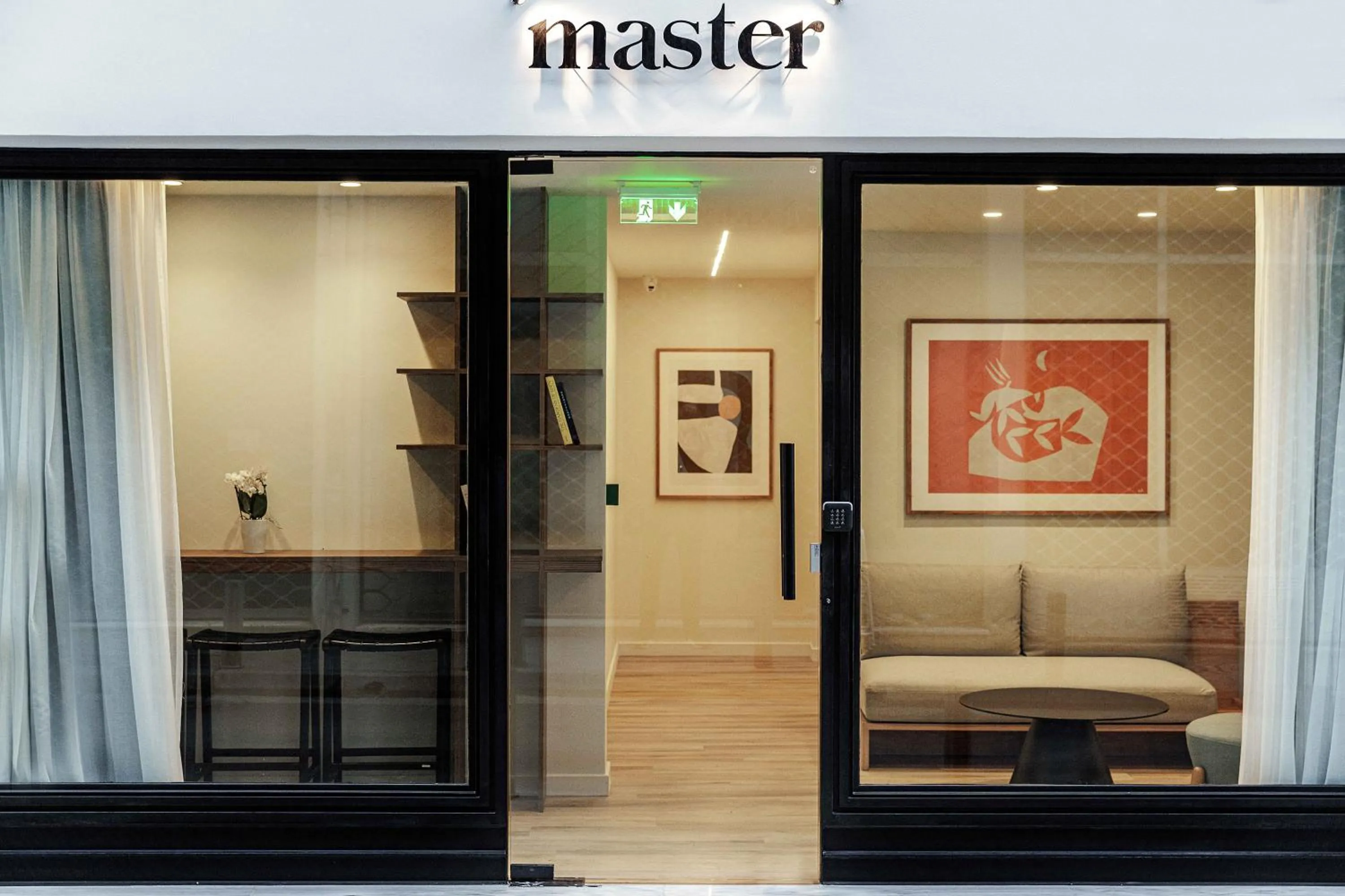 Facade/entrance in master Plaka