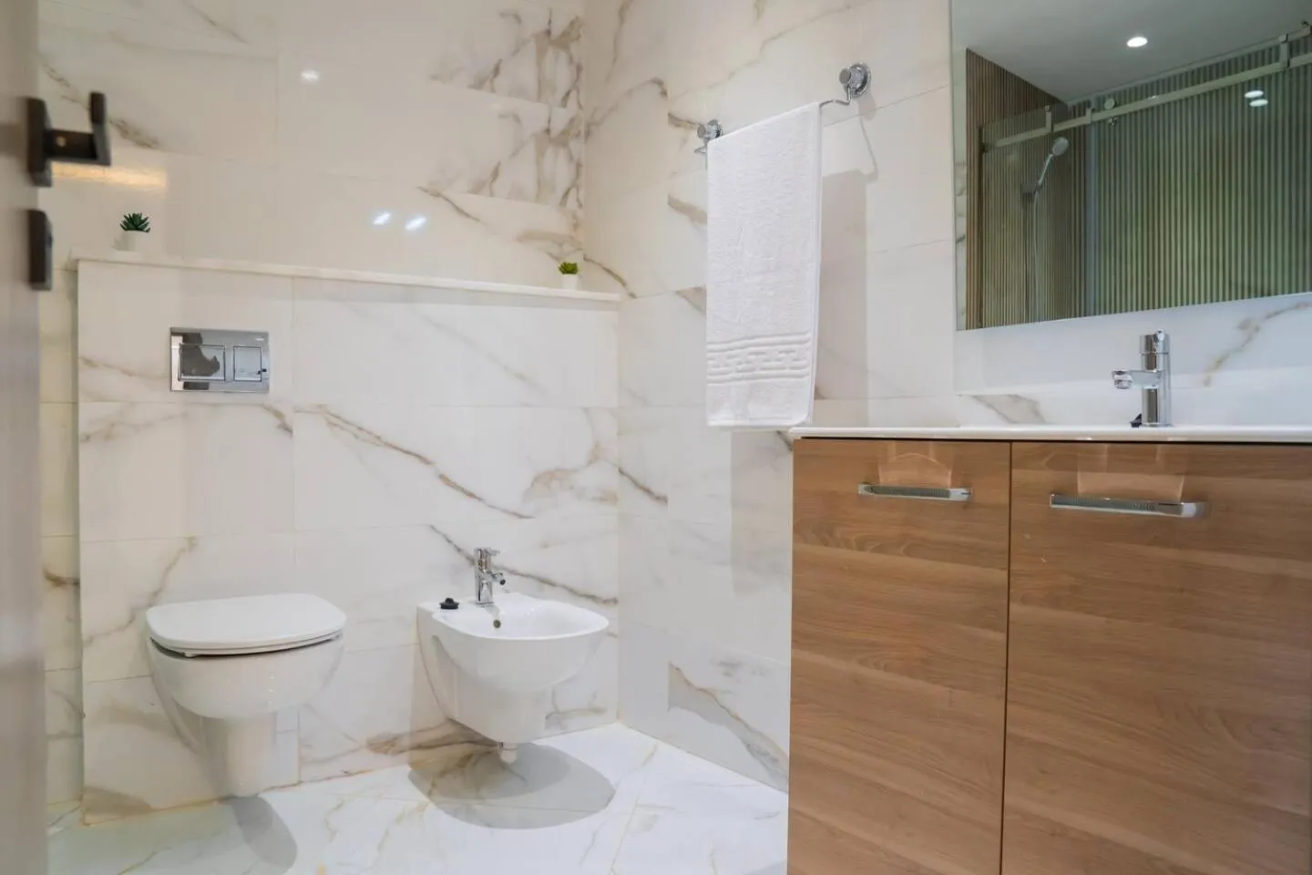 Shower in Amelia Appart-Hotel