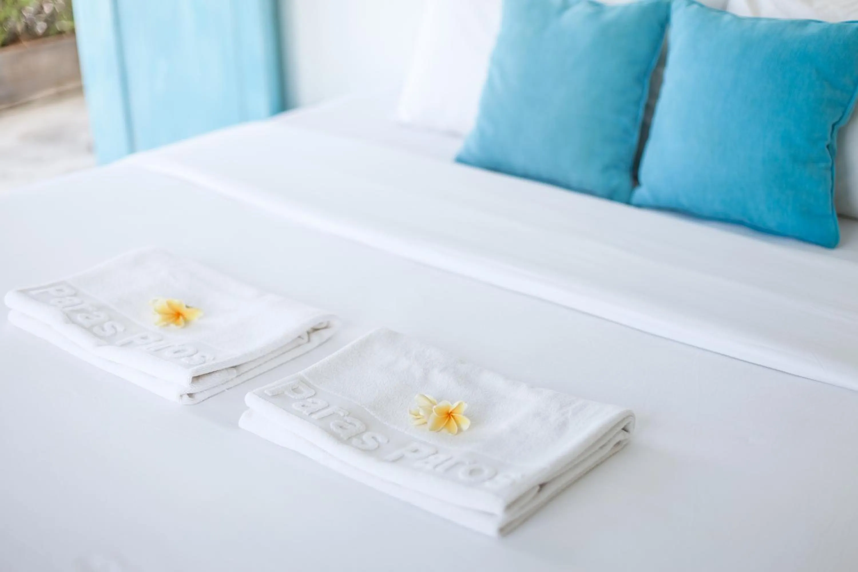 Bedroom, Bed in Paras Paros Marina Lodge