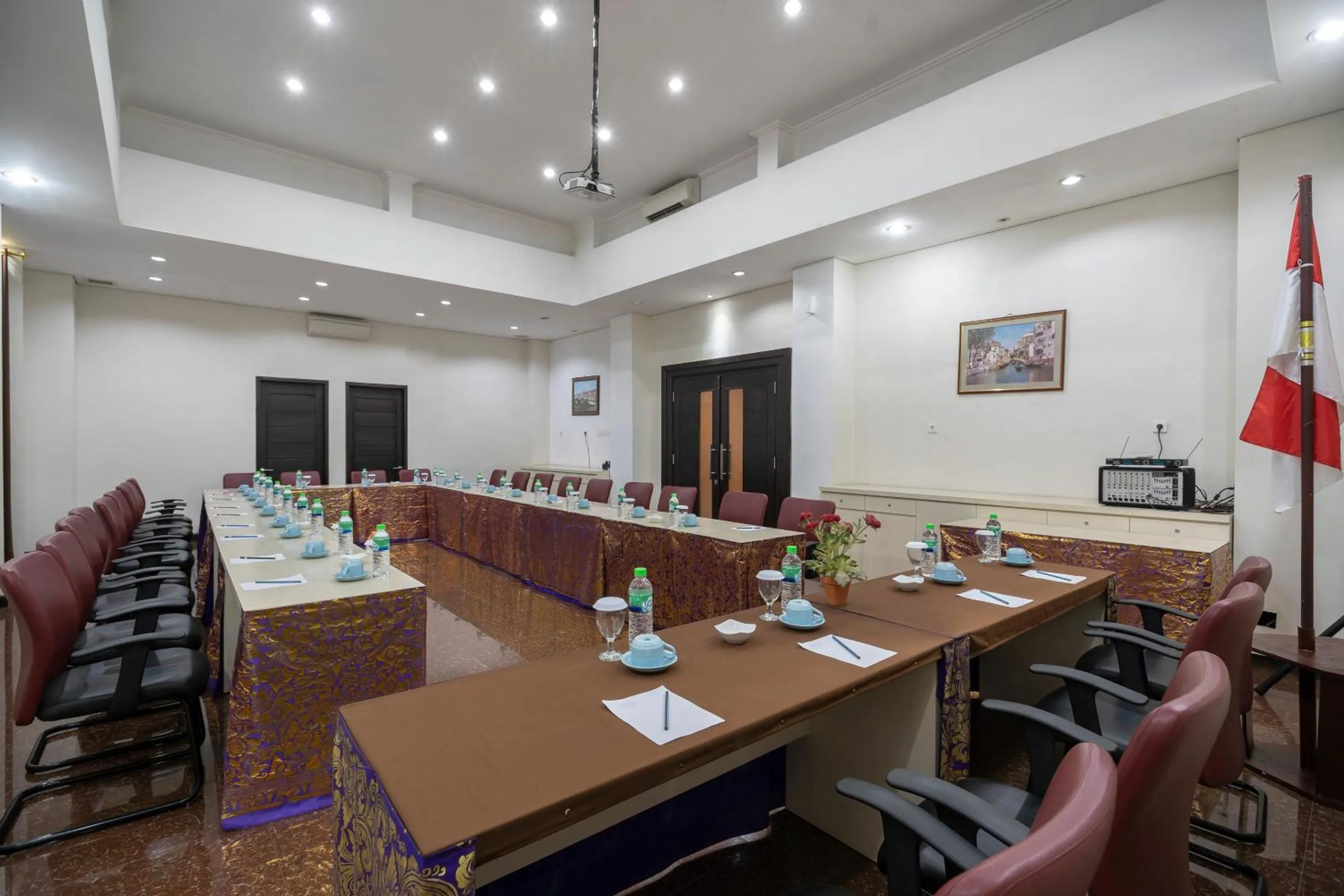 Meeting/conference room in Dante Guesthouse