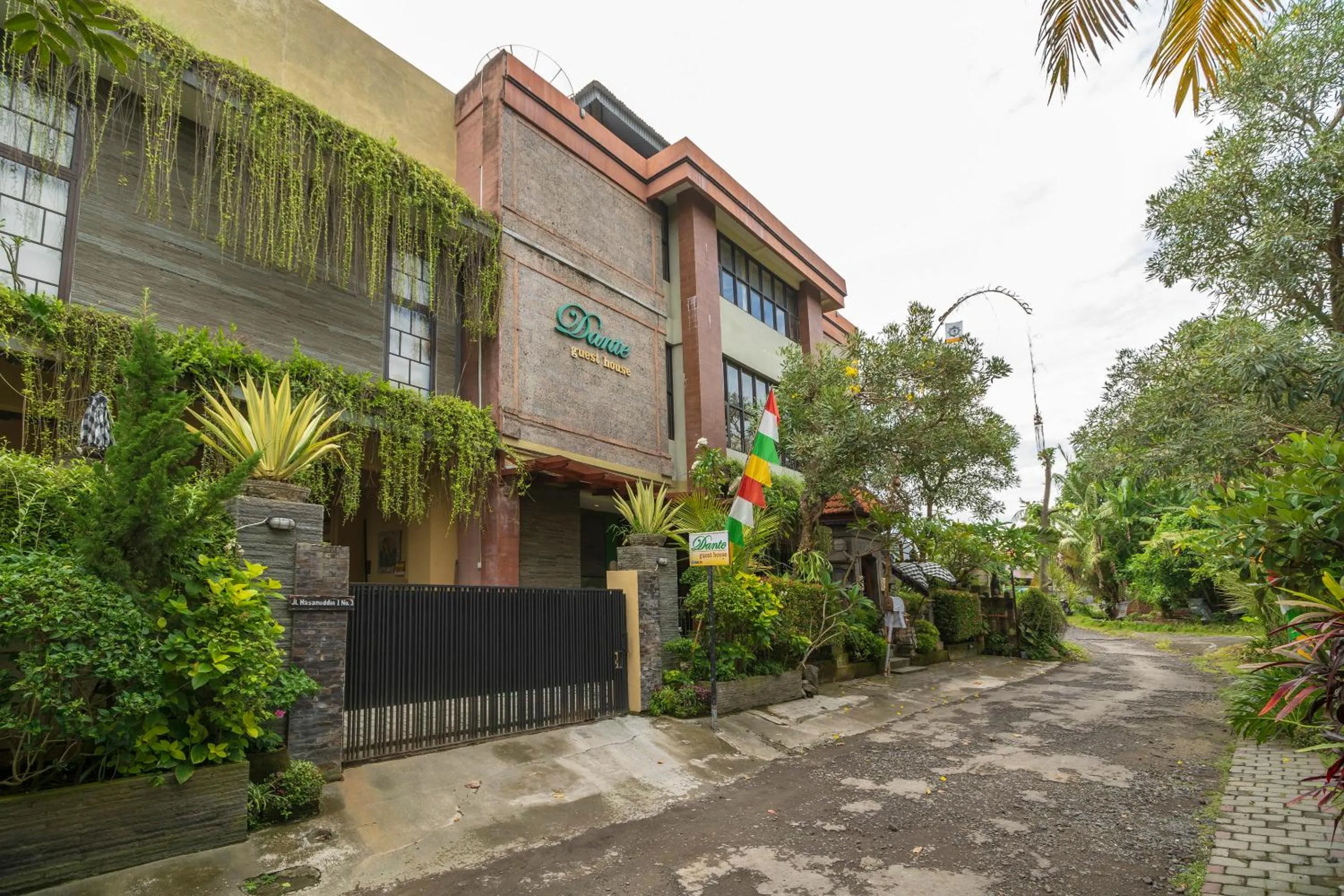Lobby or reception in Dante Guesthouse