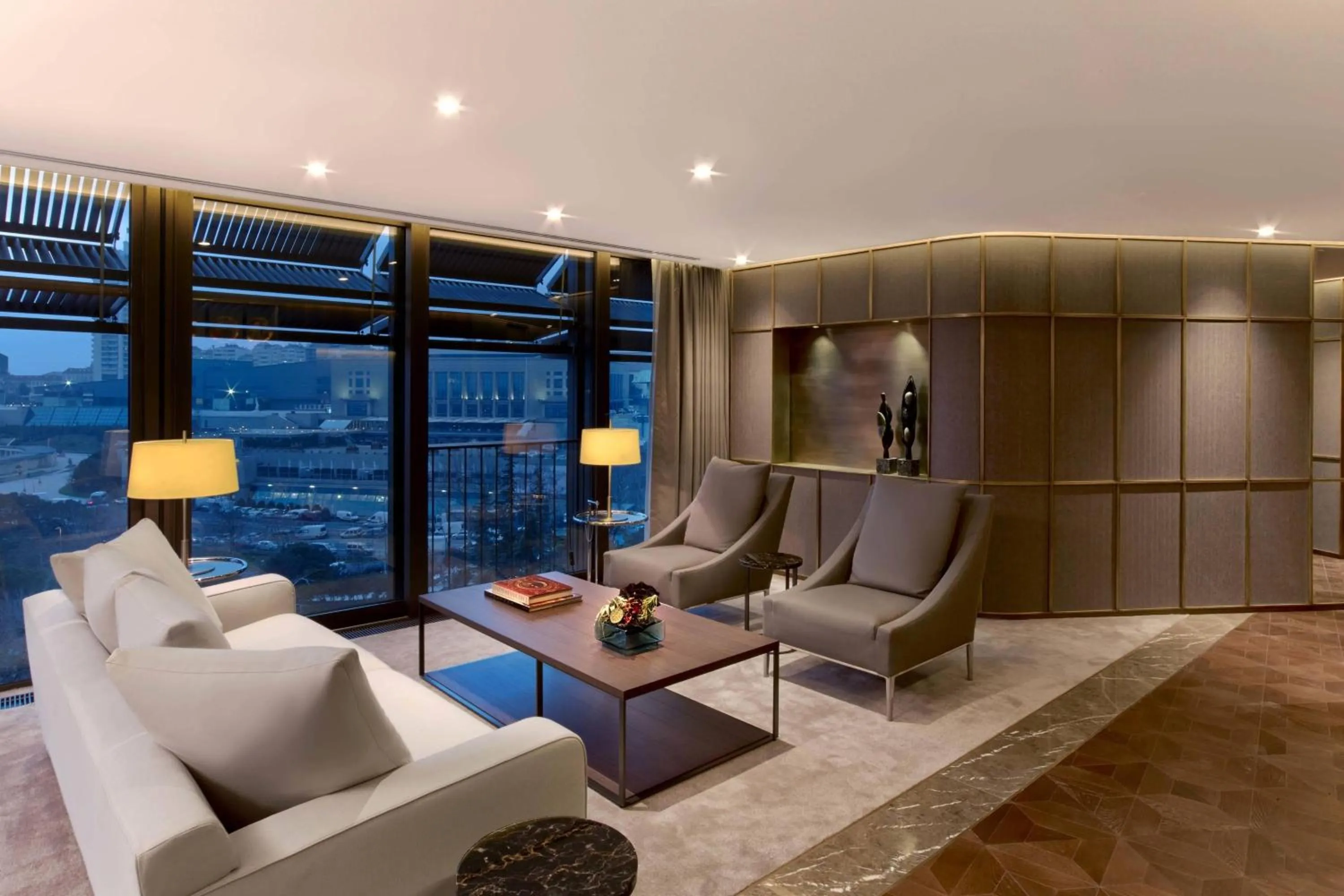 Photo of the whole room in The St. Regis Istanbul