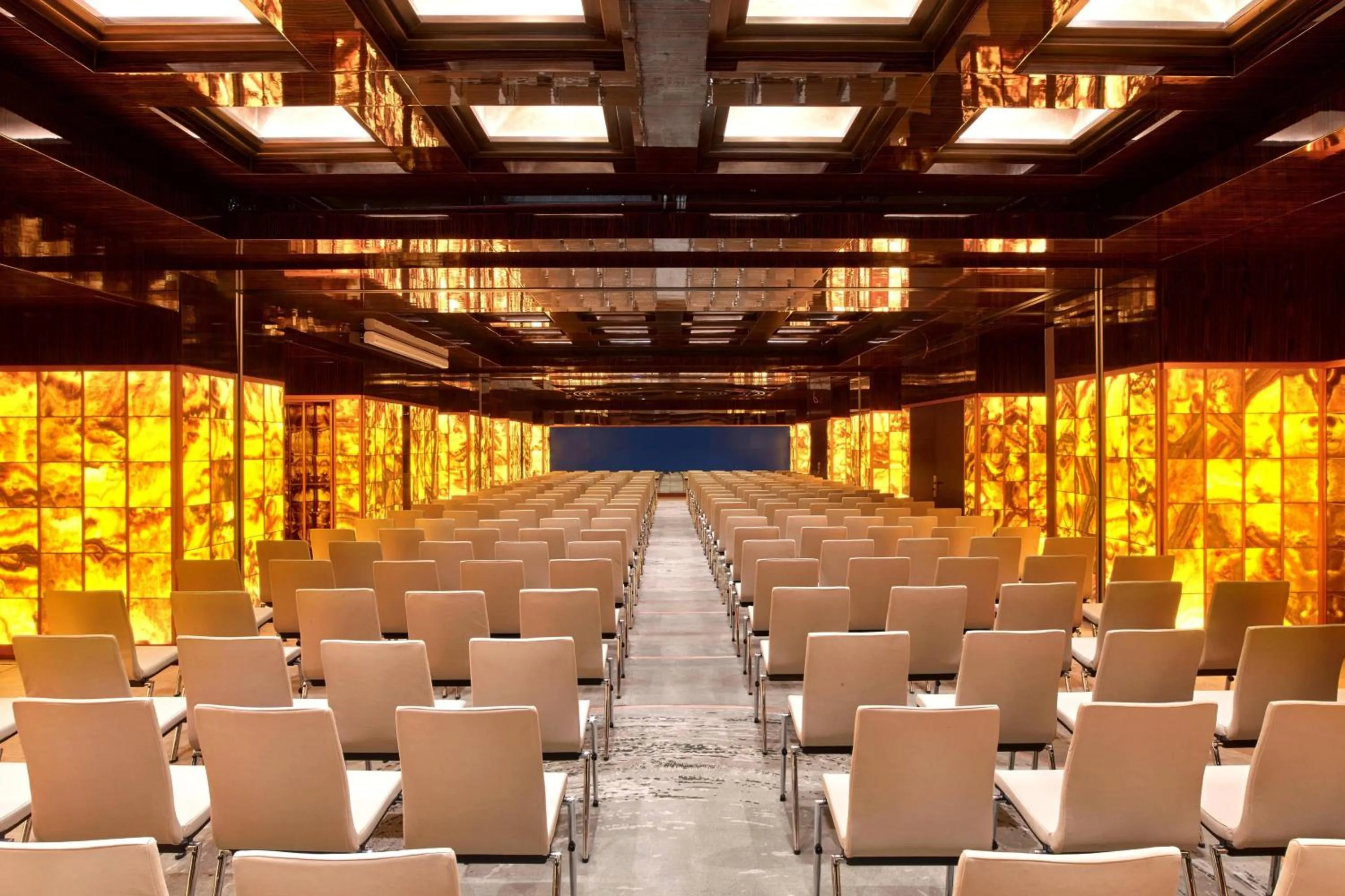 Meeting/conference room in The St. Regis Istanbul