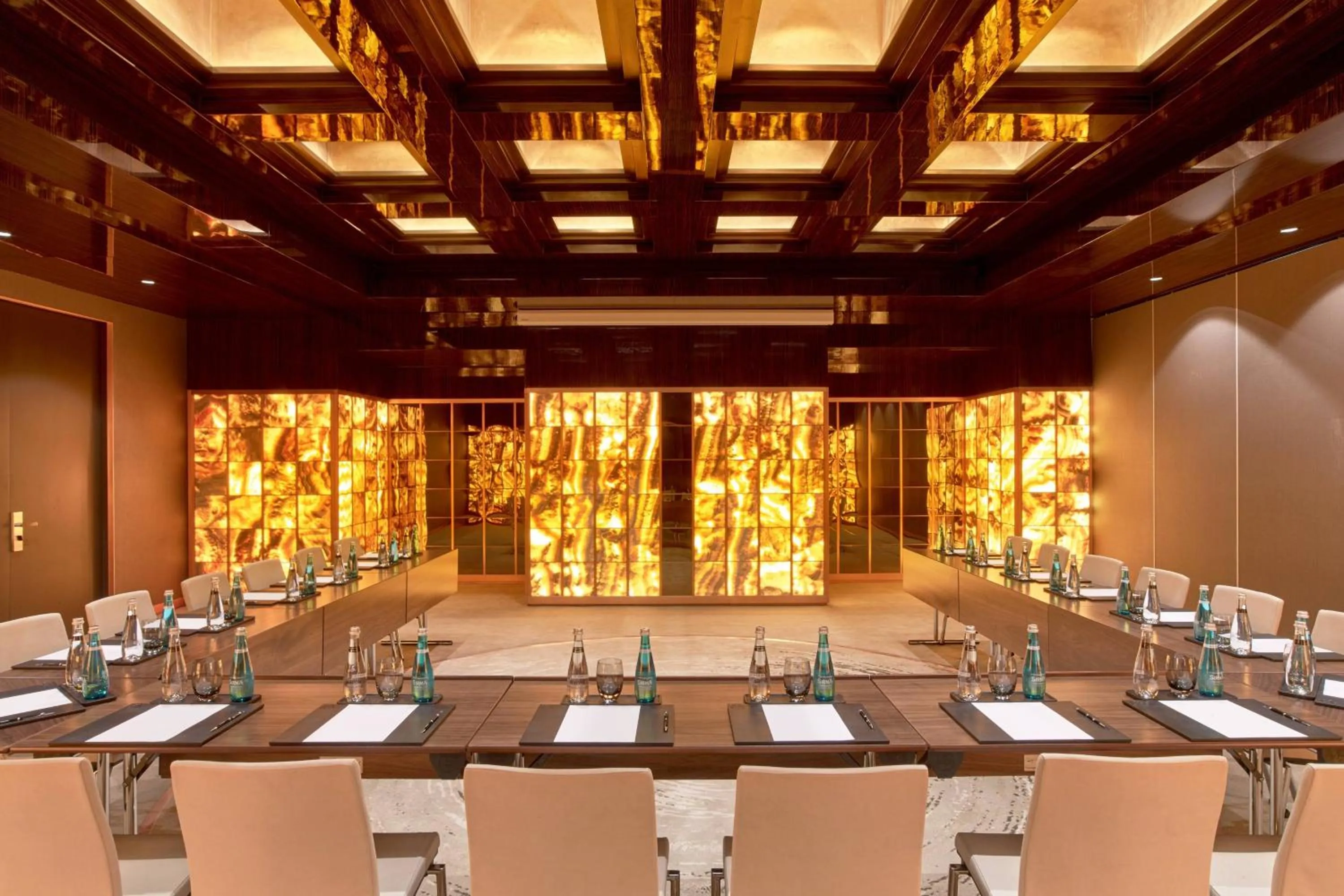 Meeting/conference room in The St. Regis Istanbul