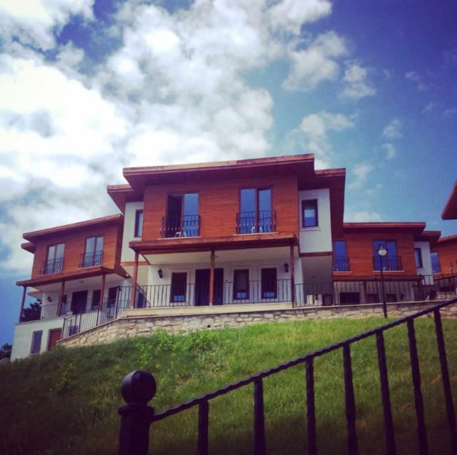 Property building in Akamoy Boztepe Hotel & restaurant