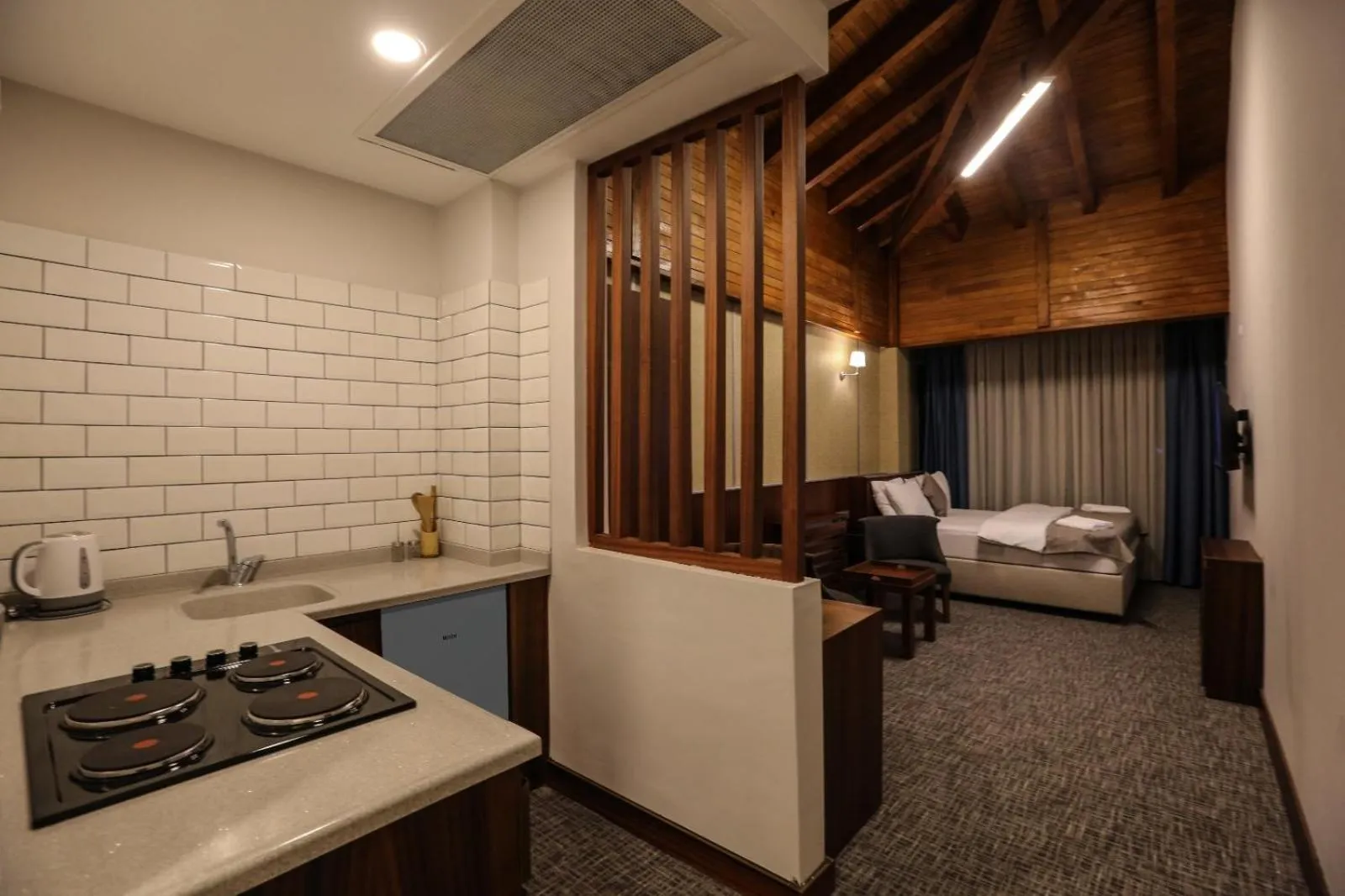 Kitchen or kitchenette in Akamoy Boztepe Hotel & restaurant