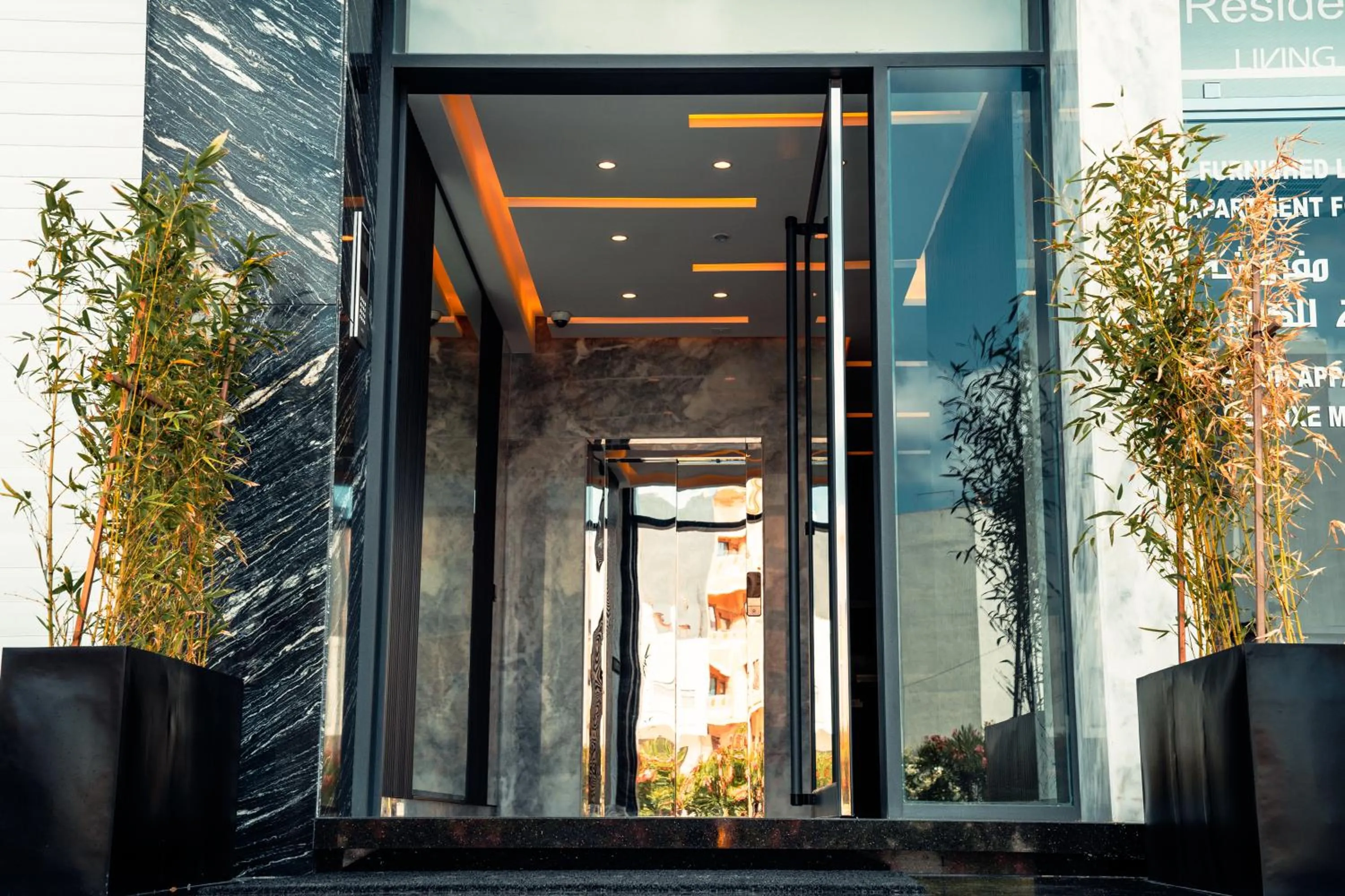 Facade/entrance in Living Appart-Hotel