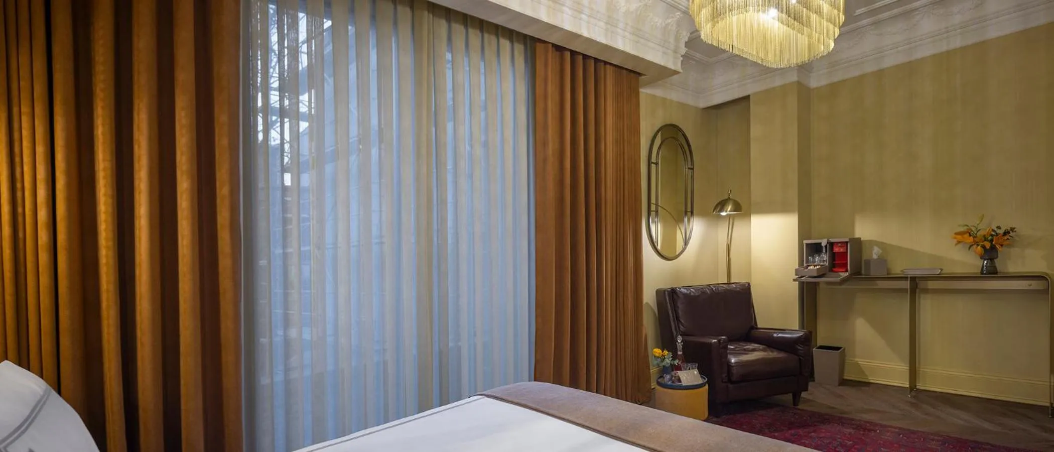 Seating area, Bed in Komana Hotel Binbirdirek