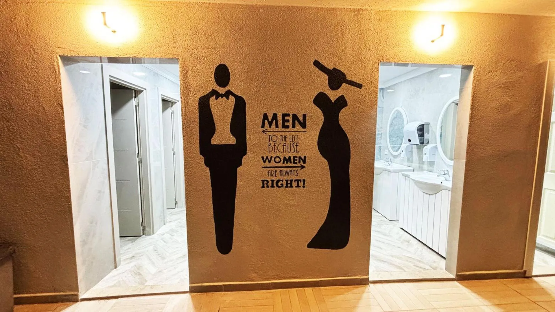 Toilet in Forum Residence Hotel