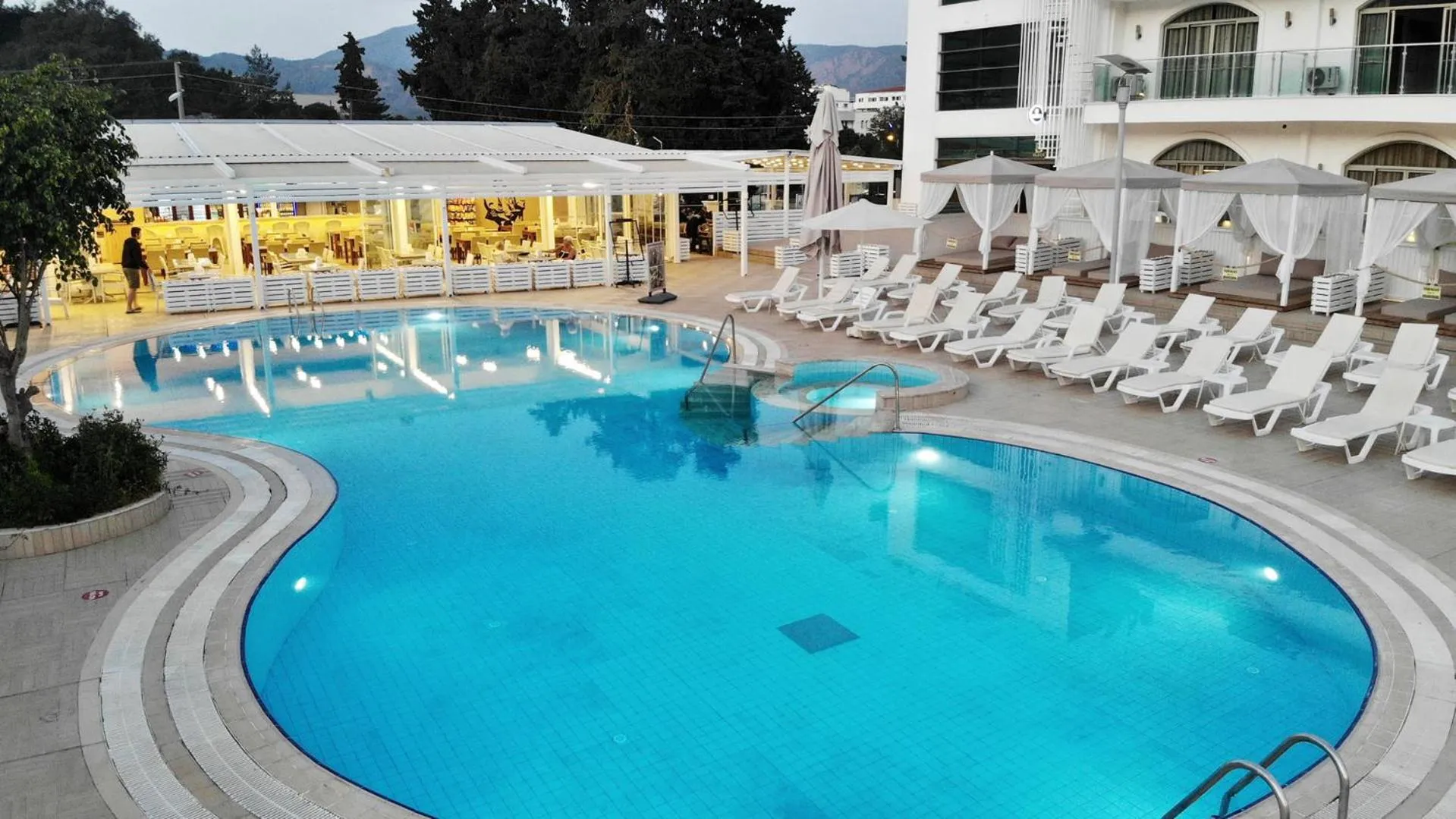 Day in Forum Residence Hotel