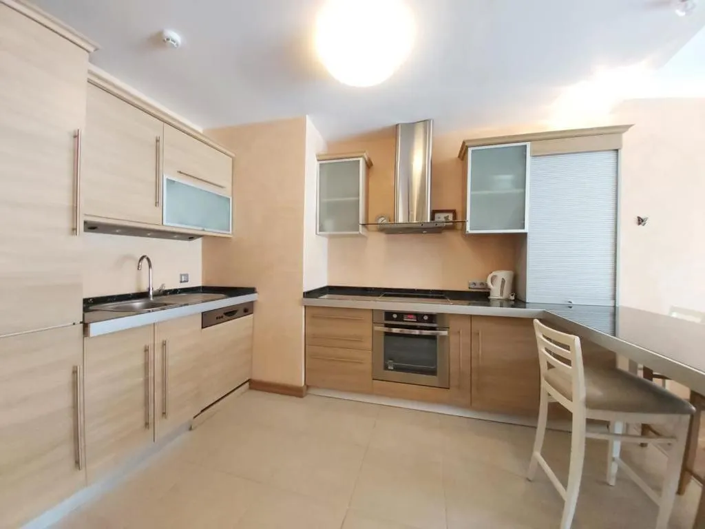 Kitchen or kitchenette in Forum Residence Hotel