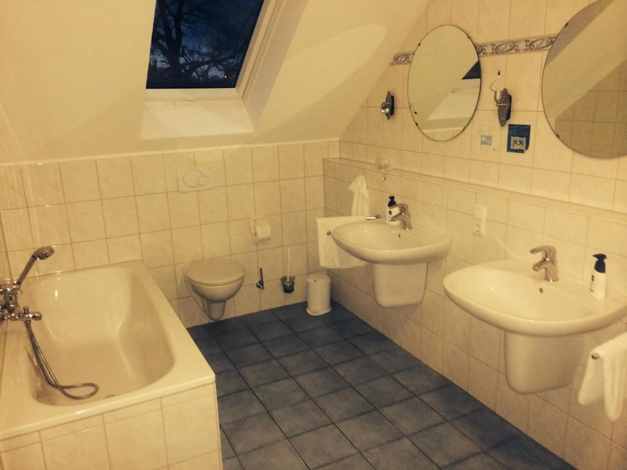 Bathroom in Hotel Friesenhof