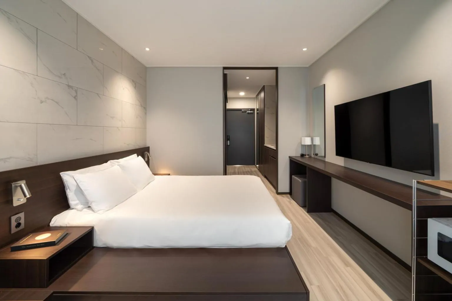 Bed in Le Collective Sokcho Beach