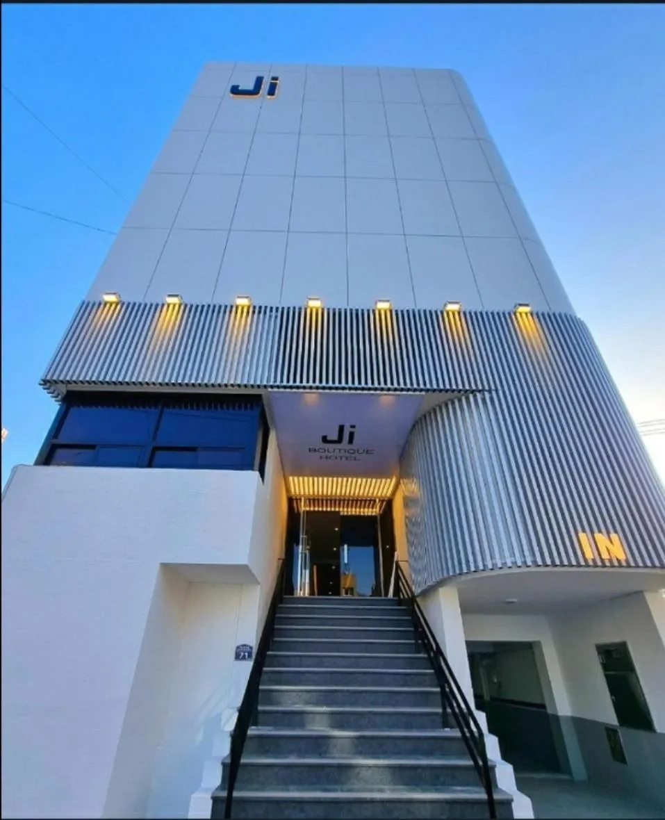 Property building in JI Boutique Hotel