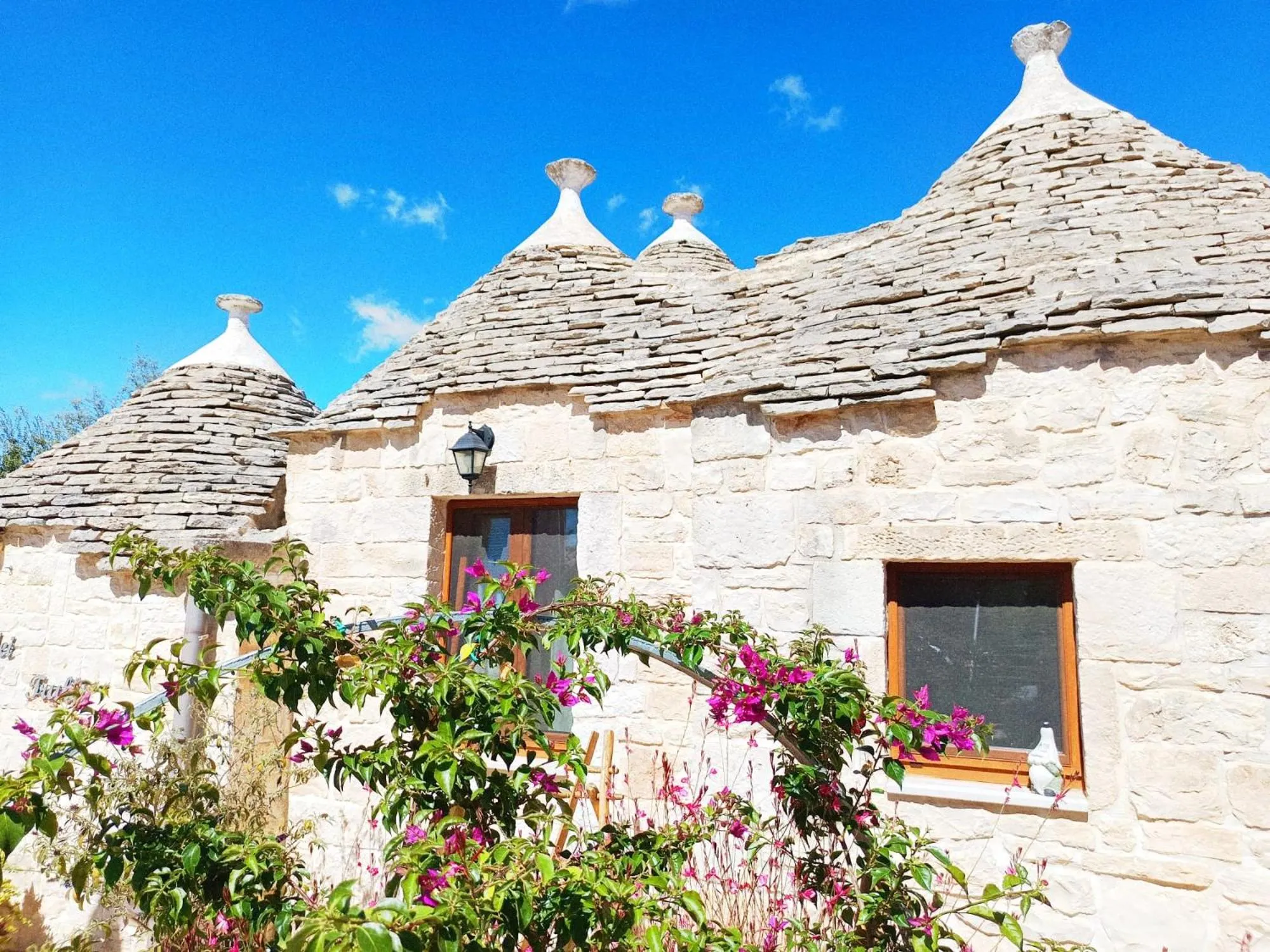 Property building in La Rosa dei Trulli B&B