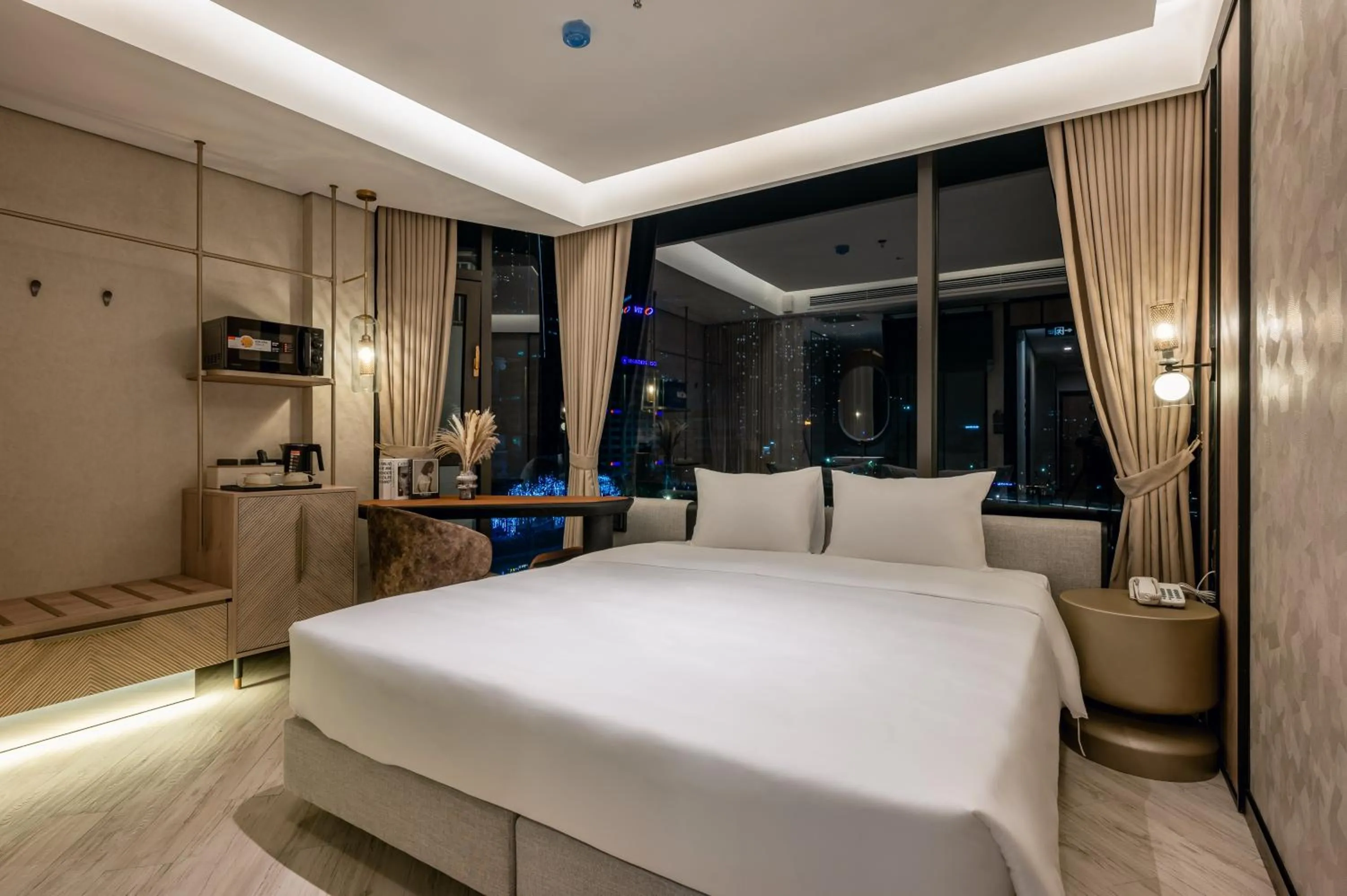 Bed in iRest Signature Ba Dinh Lakeside