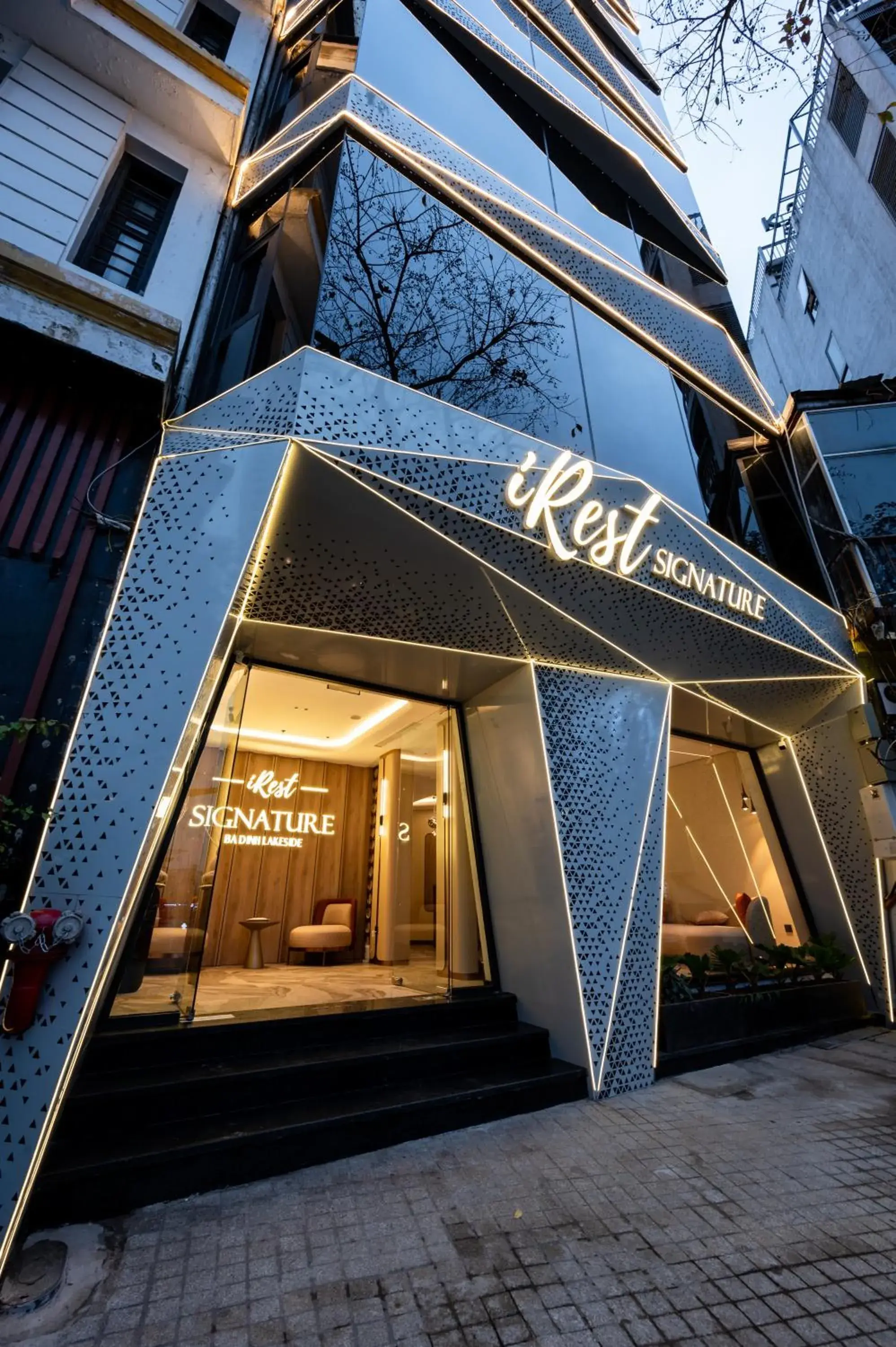 iRest Signature Ba Dinh Lakeside iRest Signature Ba Dinh Lakeside