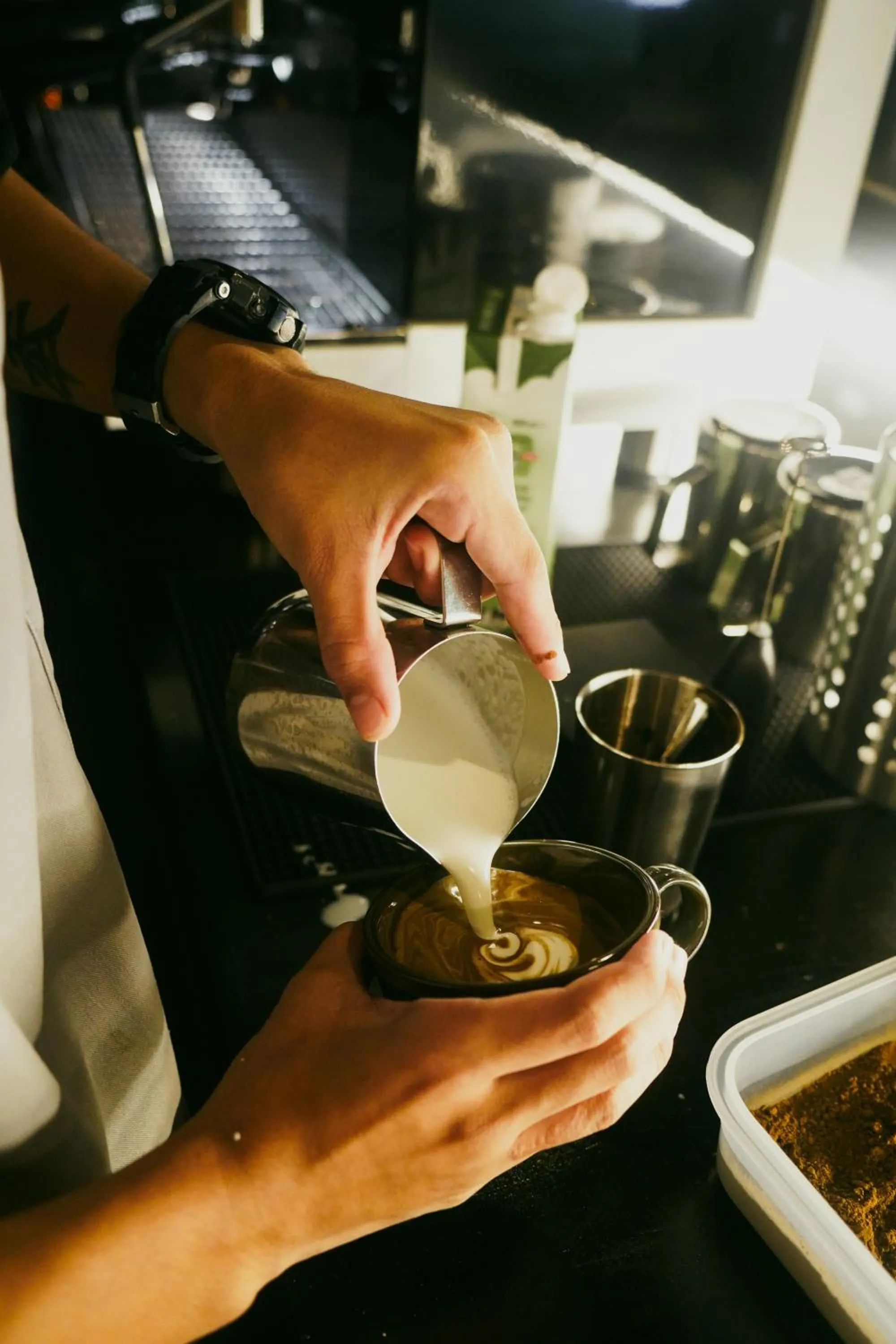 Coffee/tea facilities in Lakwa Motel Lio