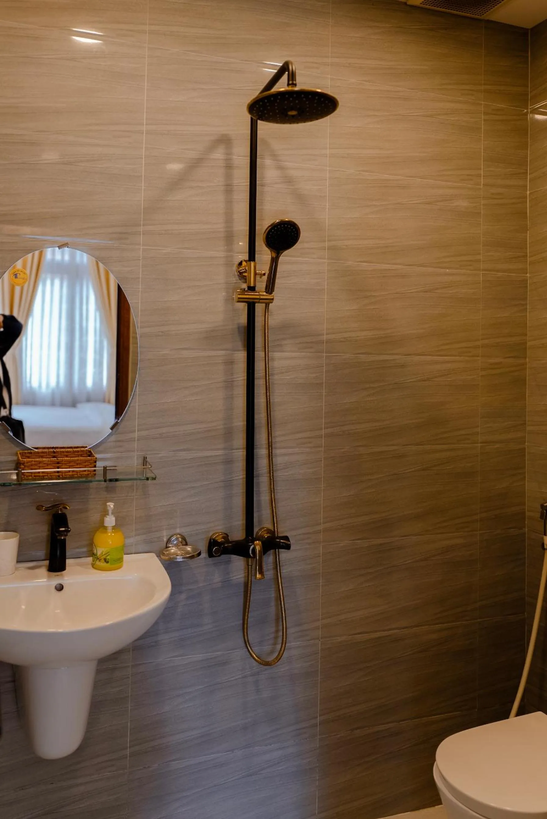 Bathroom in Mylan Hotel Đà Lạt by HOFs