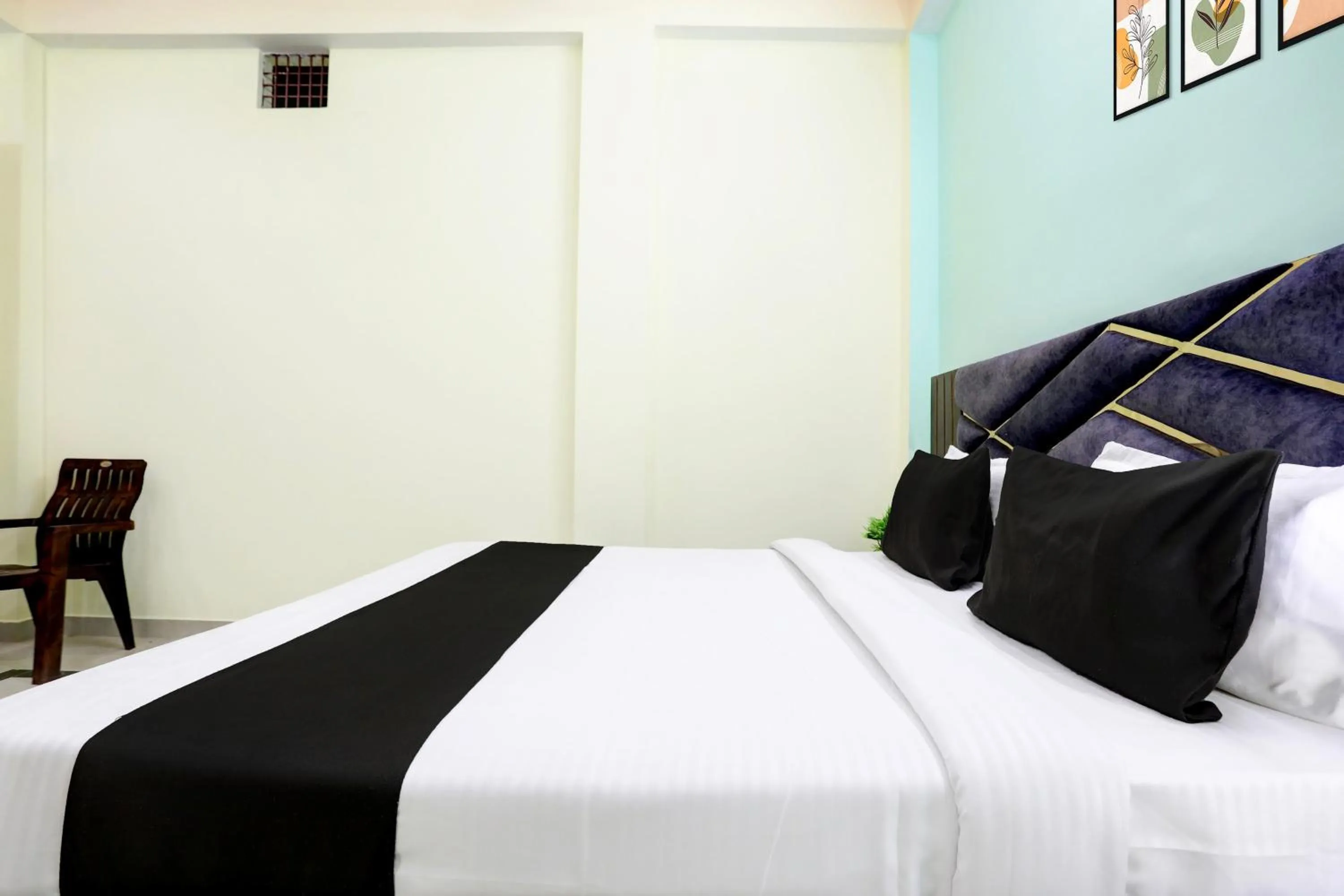 Bedroom, Bed in Hotel O Galaxy