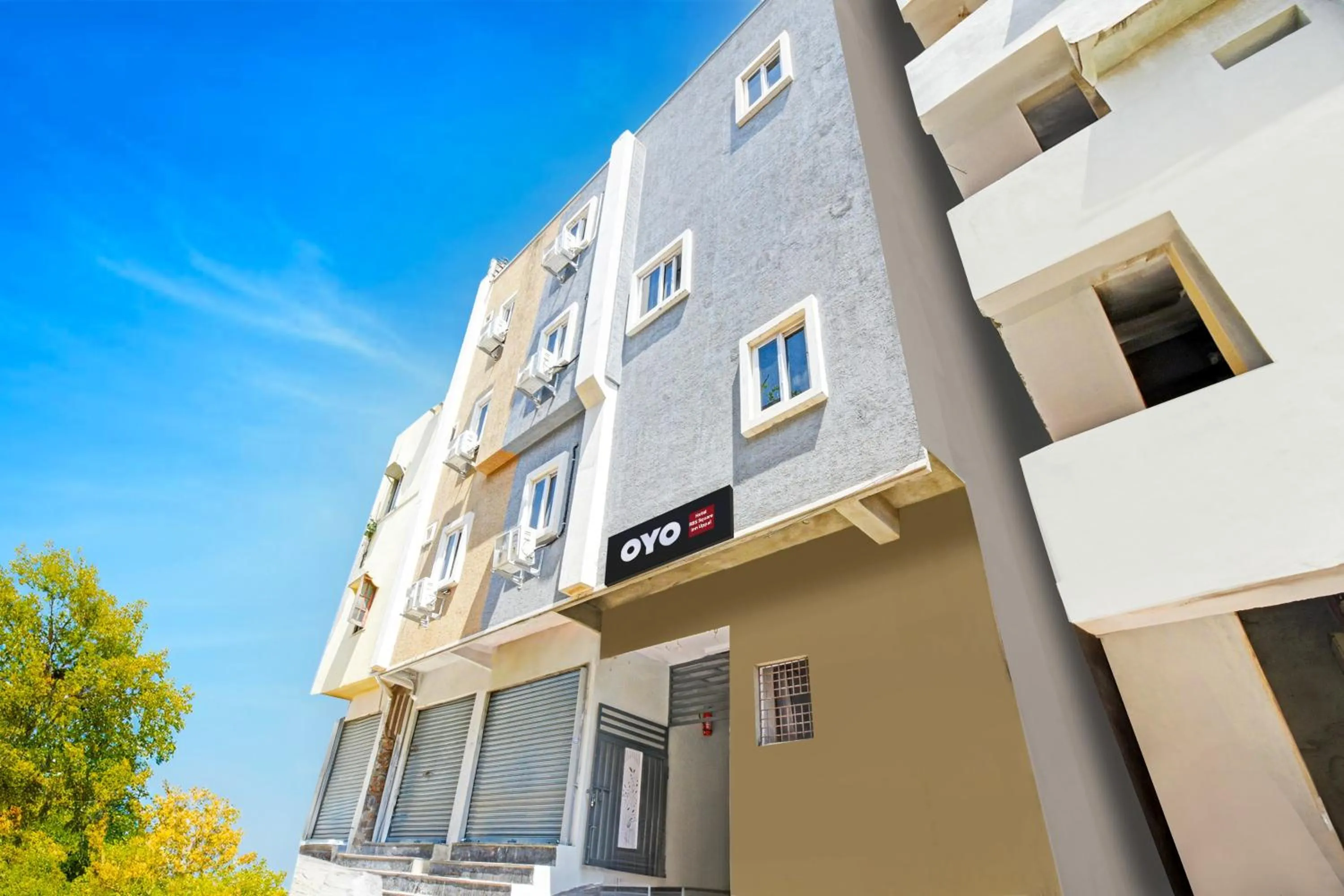 Facade/entrance in Hotel O RBS Square Inn Uppal