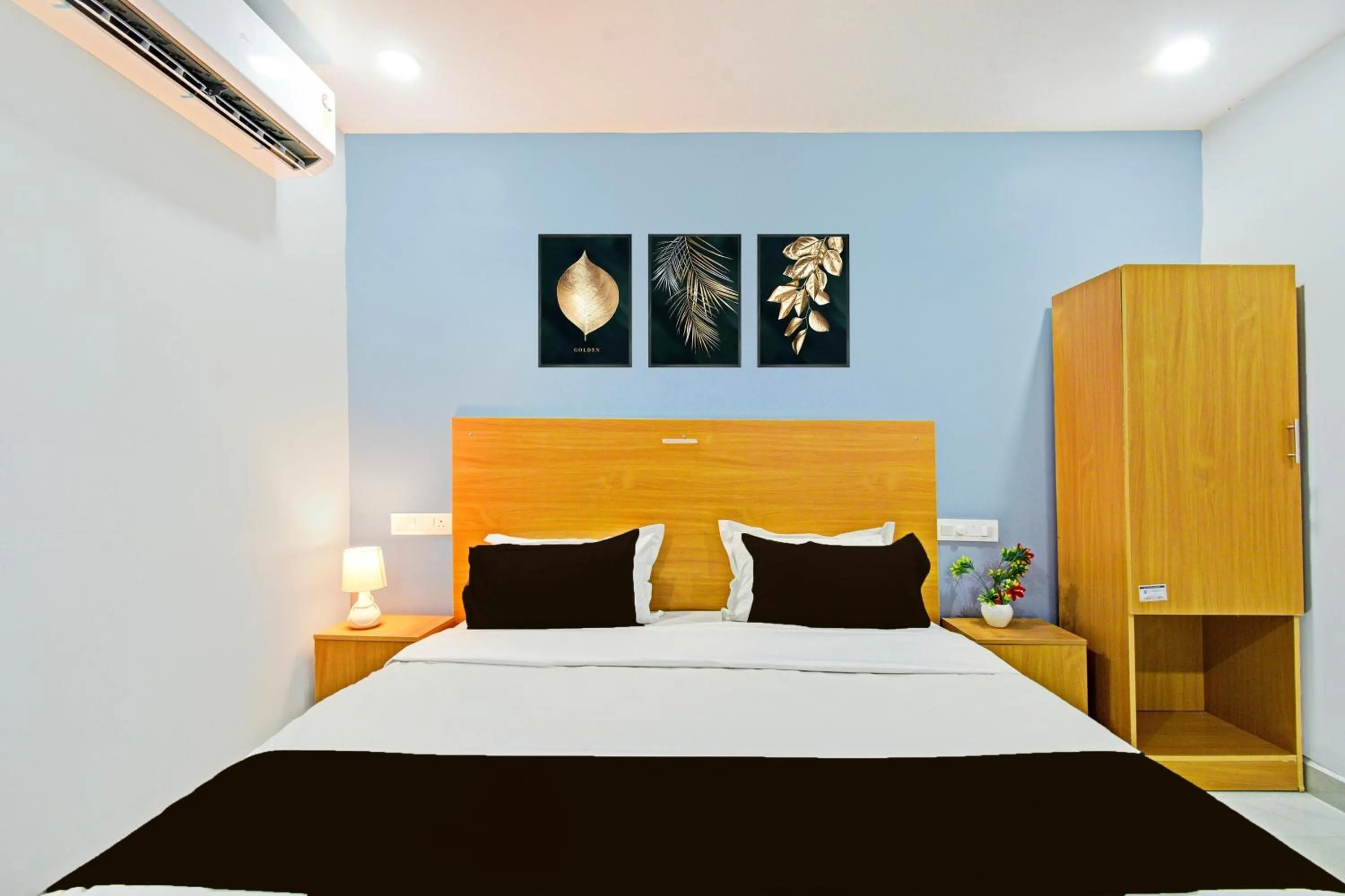 Bedroom in Hotel O RBS Square Inn Uppal