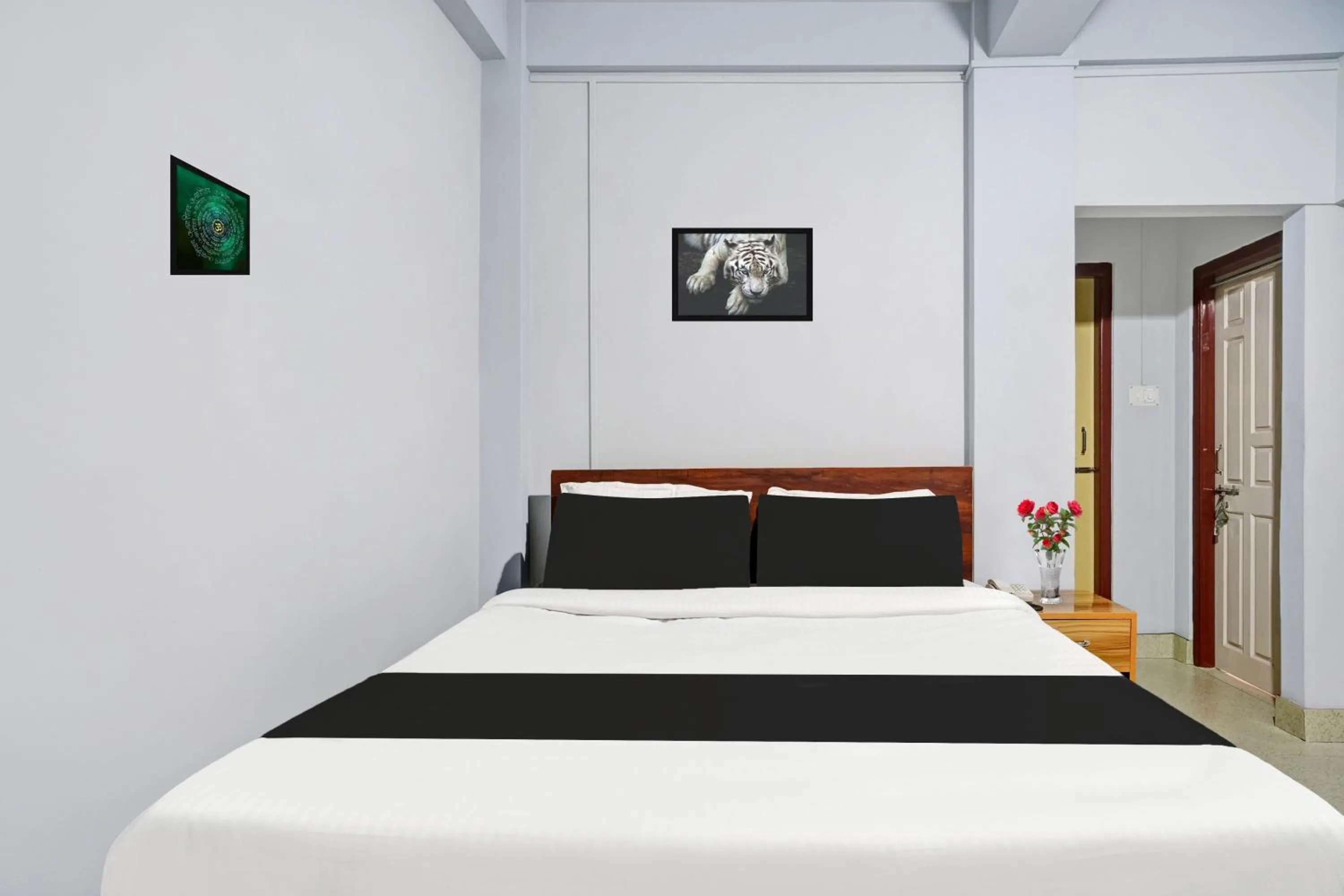 Bedroom, Bed in Hotel O Lapalang Shillong