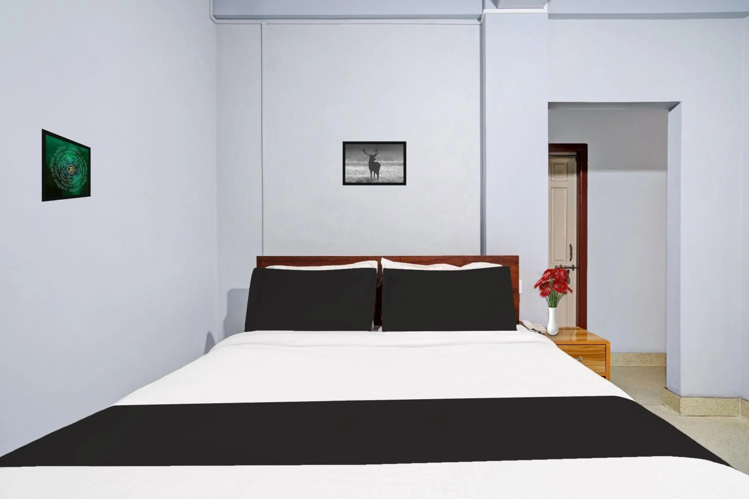 Bedroom, Bed in Hotel O Lapalang Shillong