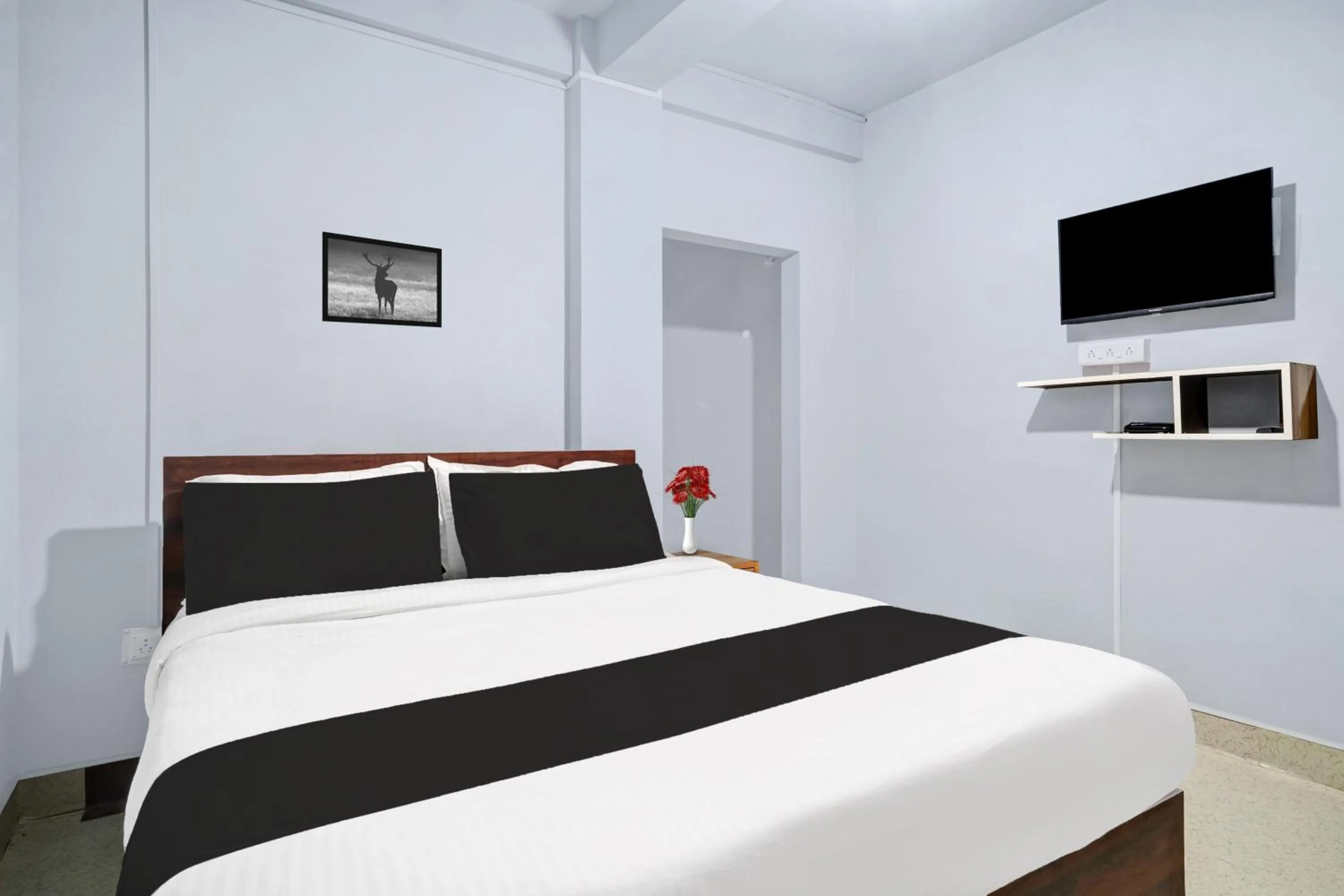 Bedroom, Bed in Hotel O Lapalang Shillong