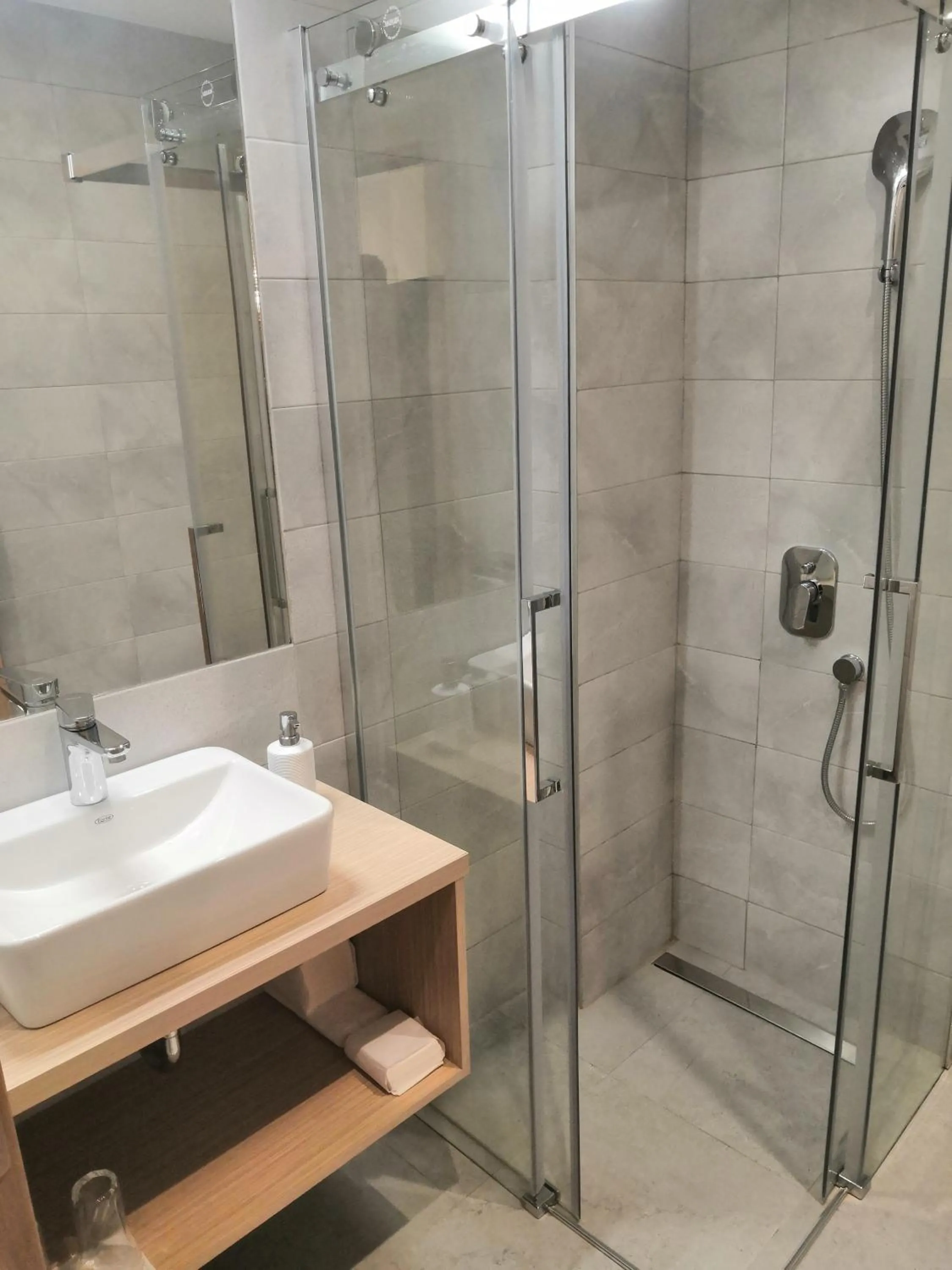 Bathroom in Garni hotel Vir