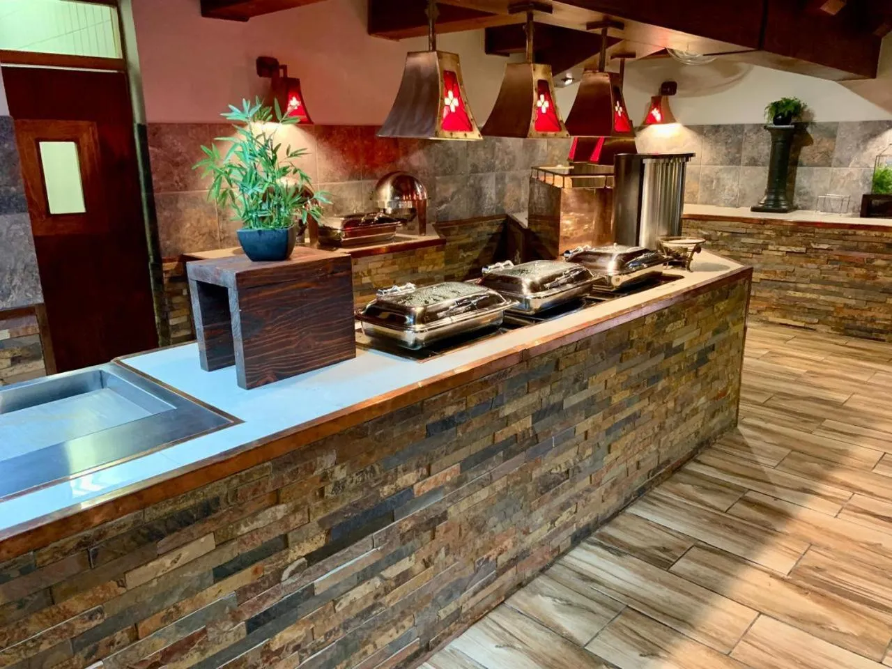 Restaurant/places to eat in Little Switzerland Resort by Dream Resorts