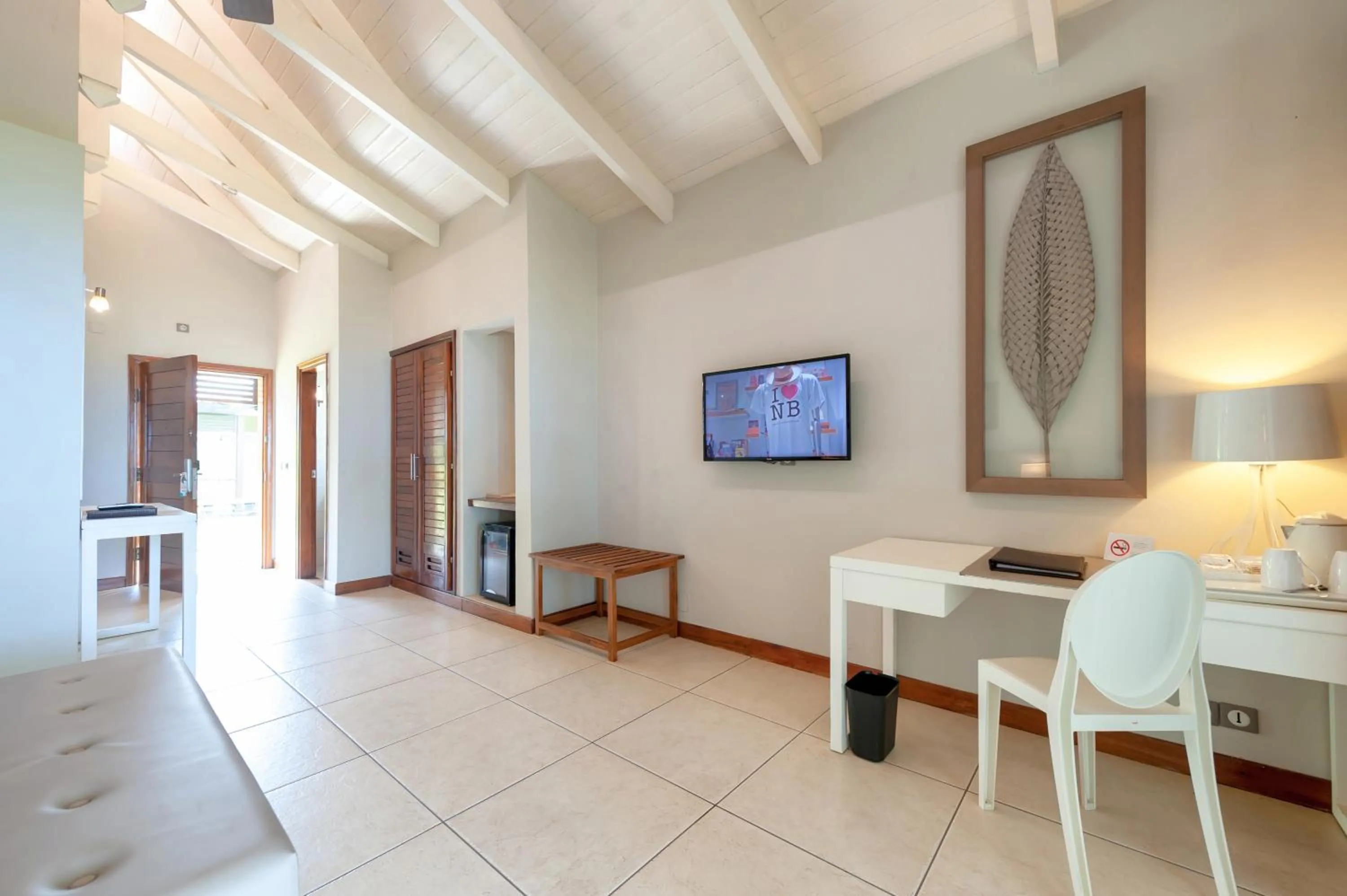 TV and multimedia in Palm Beach Resort & Spa