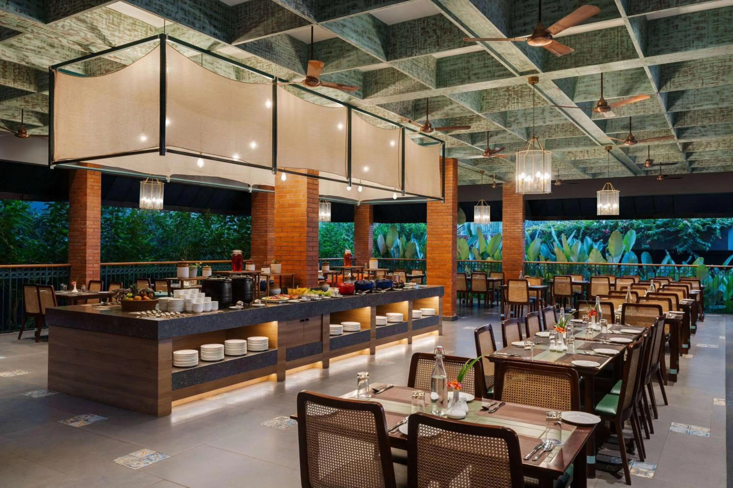 Restaurant/places to eat in Morickap Lord's 83, Trademark Collection by Wyndham