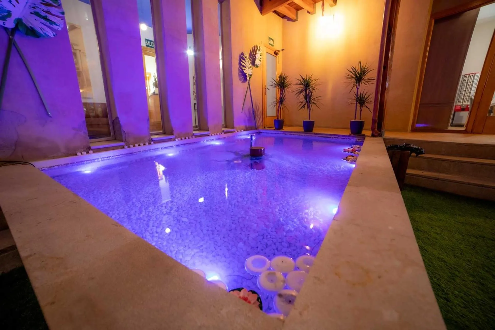 Pool view in Castillo Fortaleza de Ateca