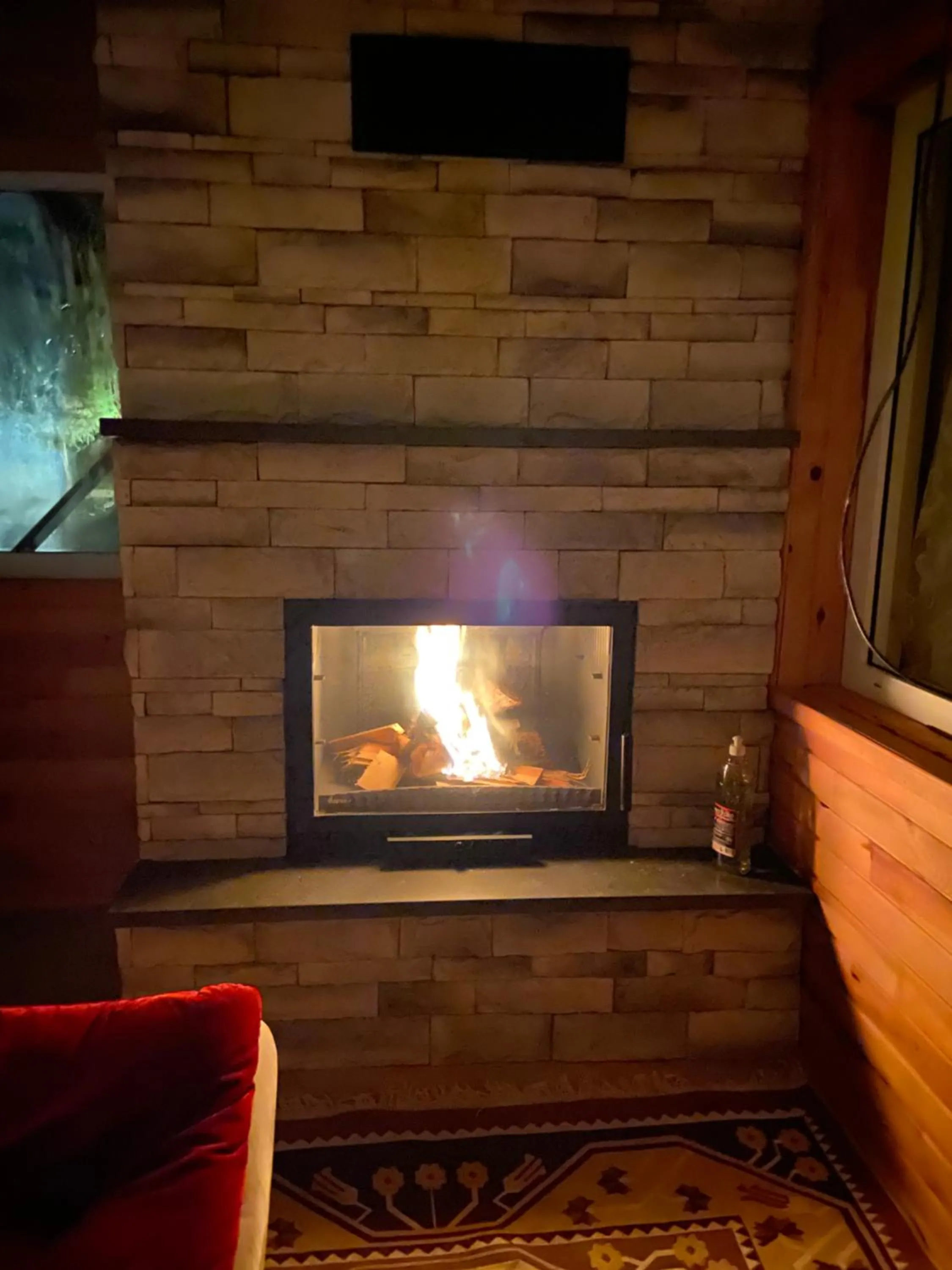 Communal lounge/ TV room in Villa Zeytin