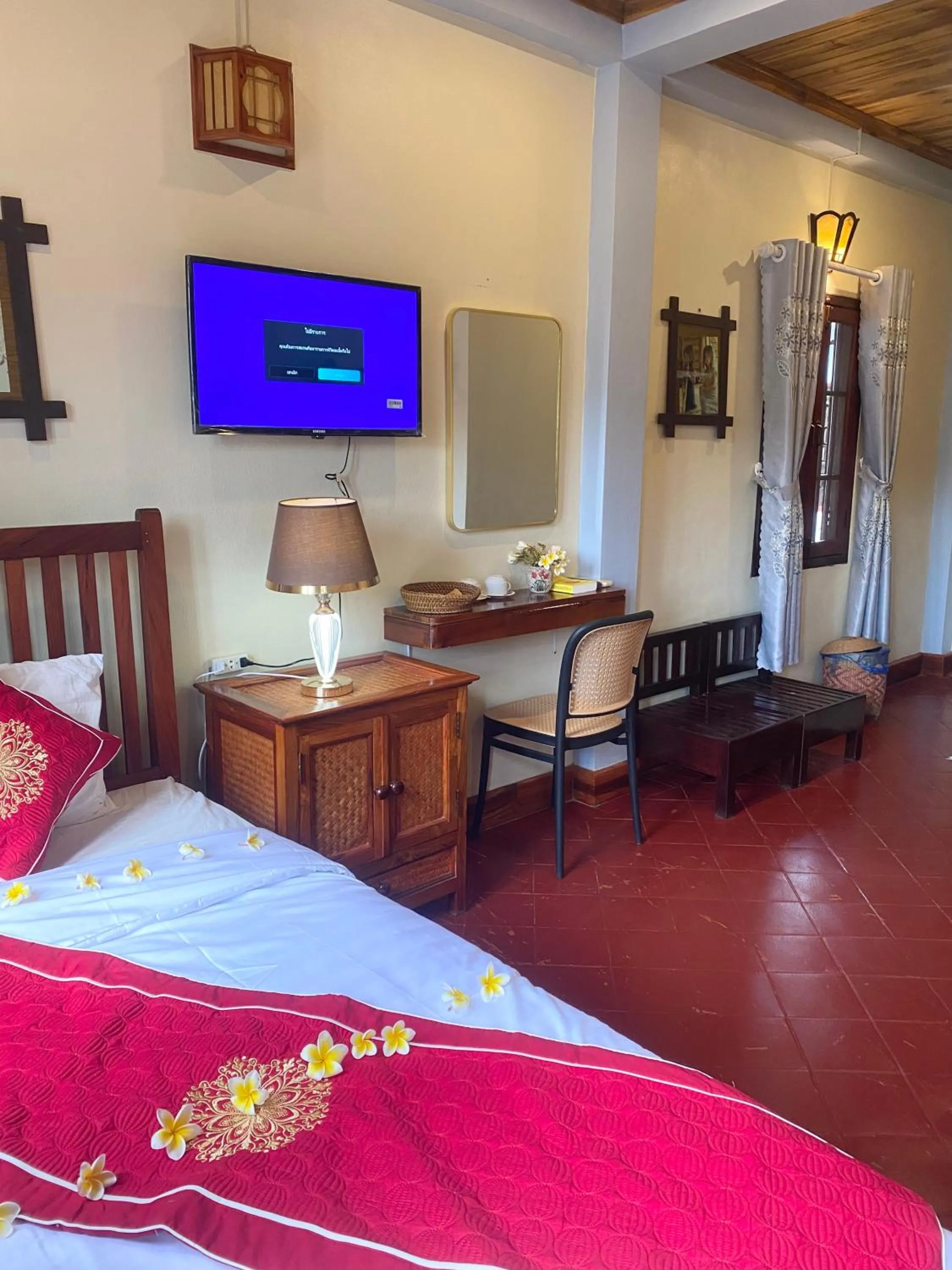 TV and multimedia, Bed in Golden Sun Hotel