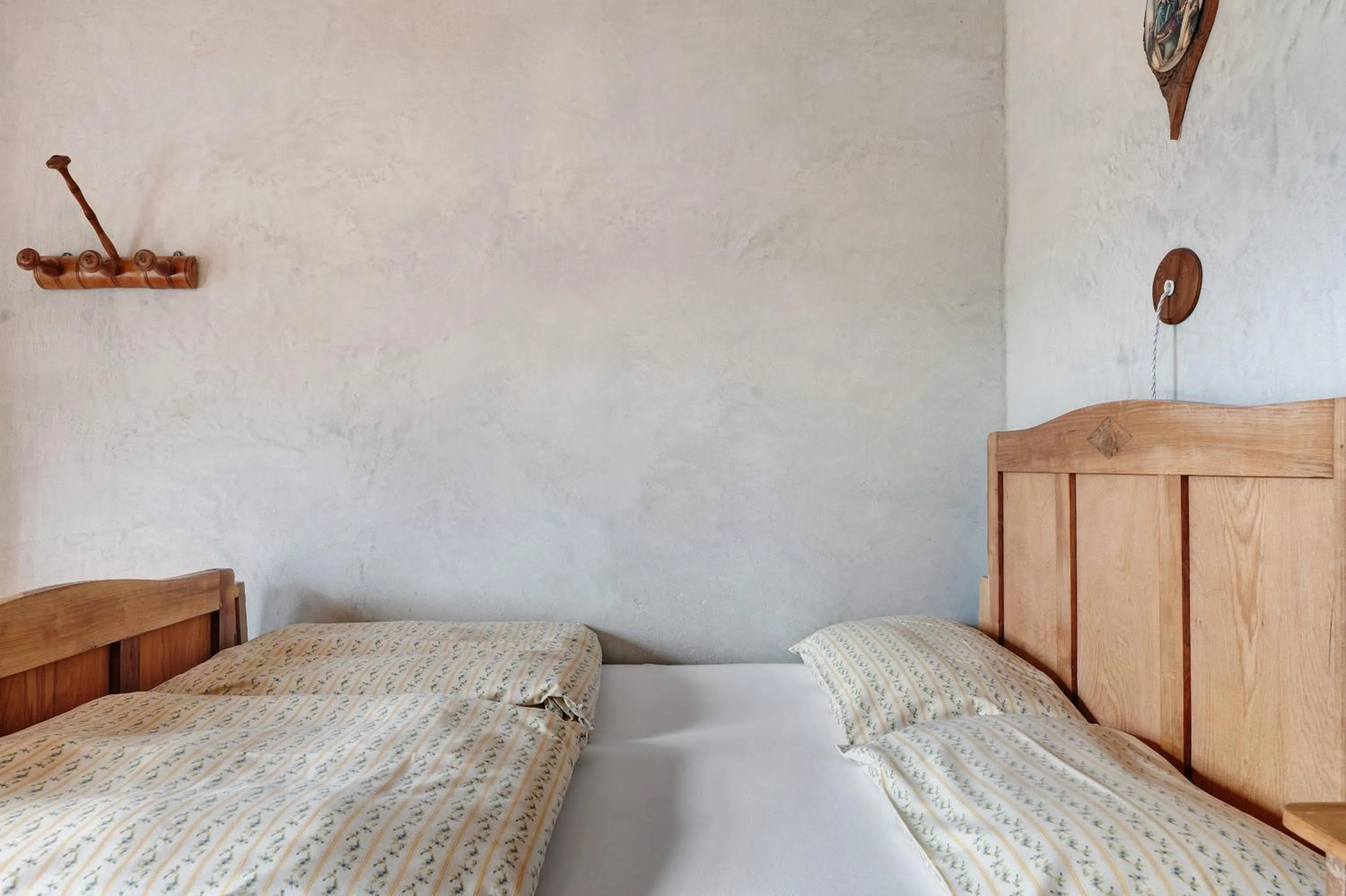 Property building, Bed in Agriturismo Alpenvidehof
