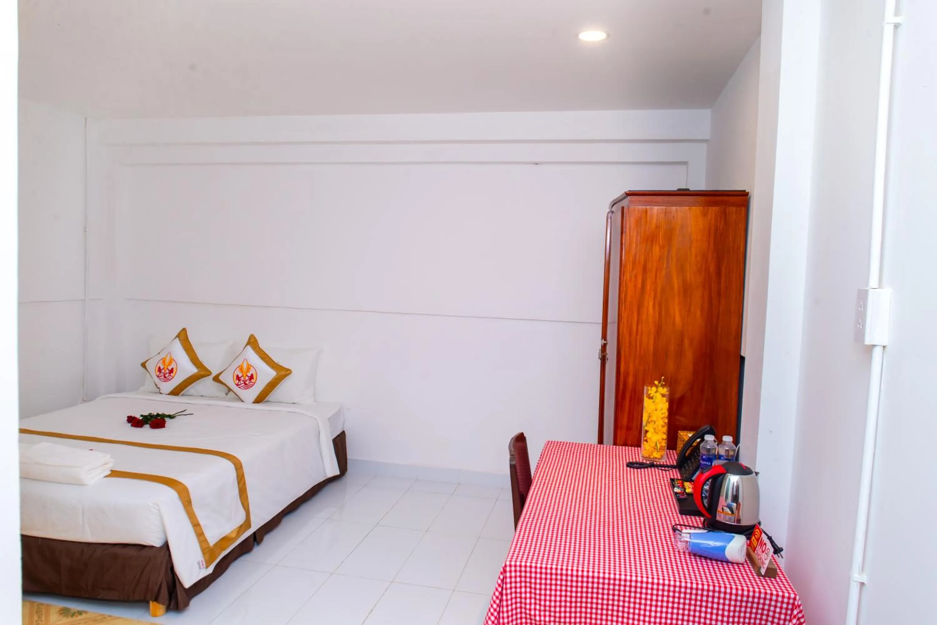 Bed in THE RICE HOTEL Nong Thon Dai Viet 131 Bui Vien