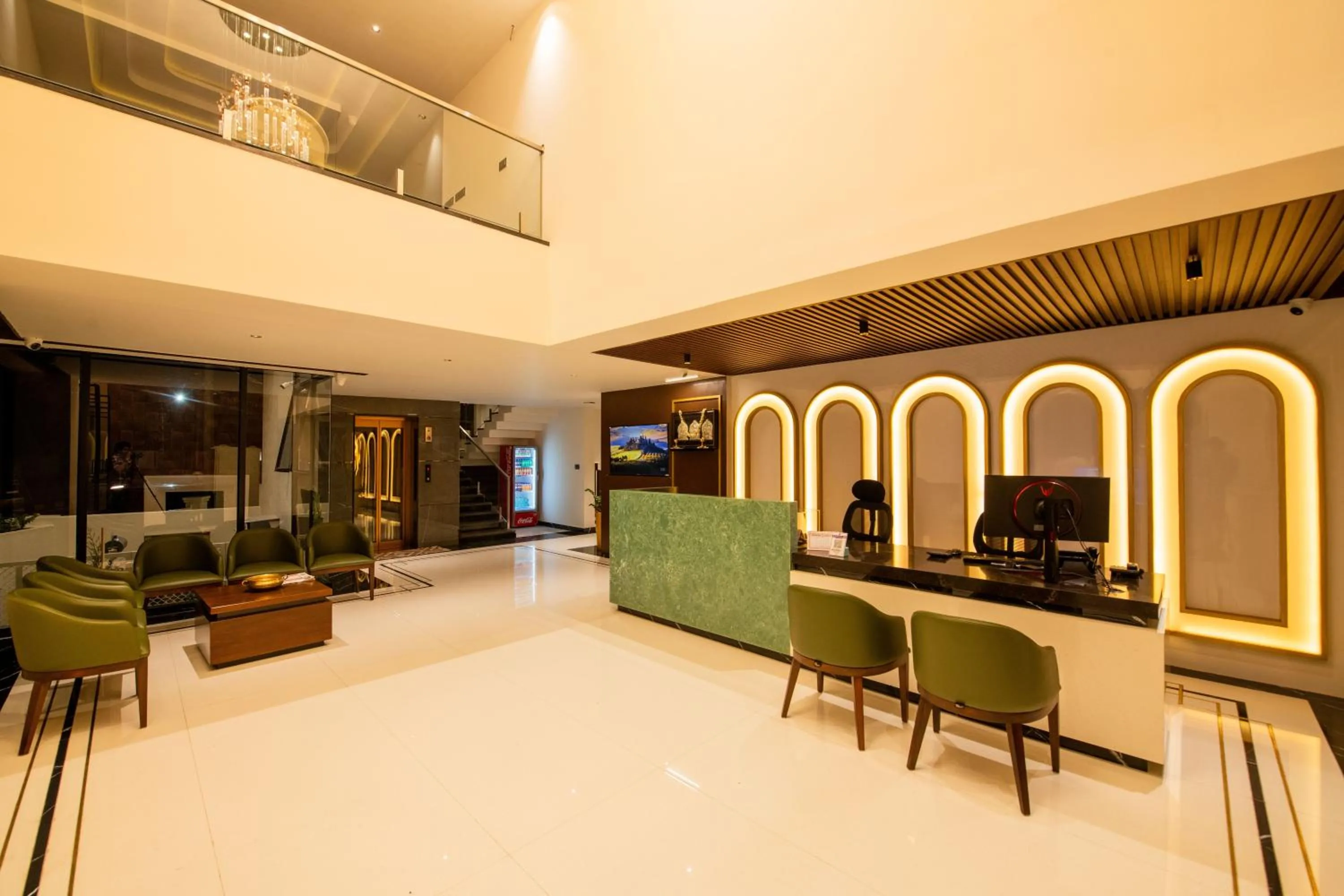 Lobby or reception in Hotel Mysore Radiance